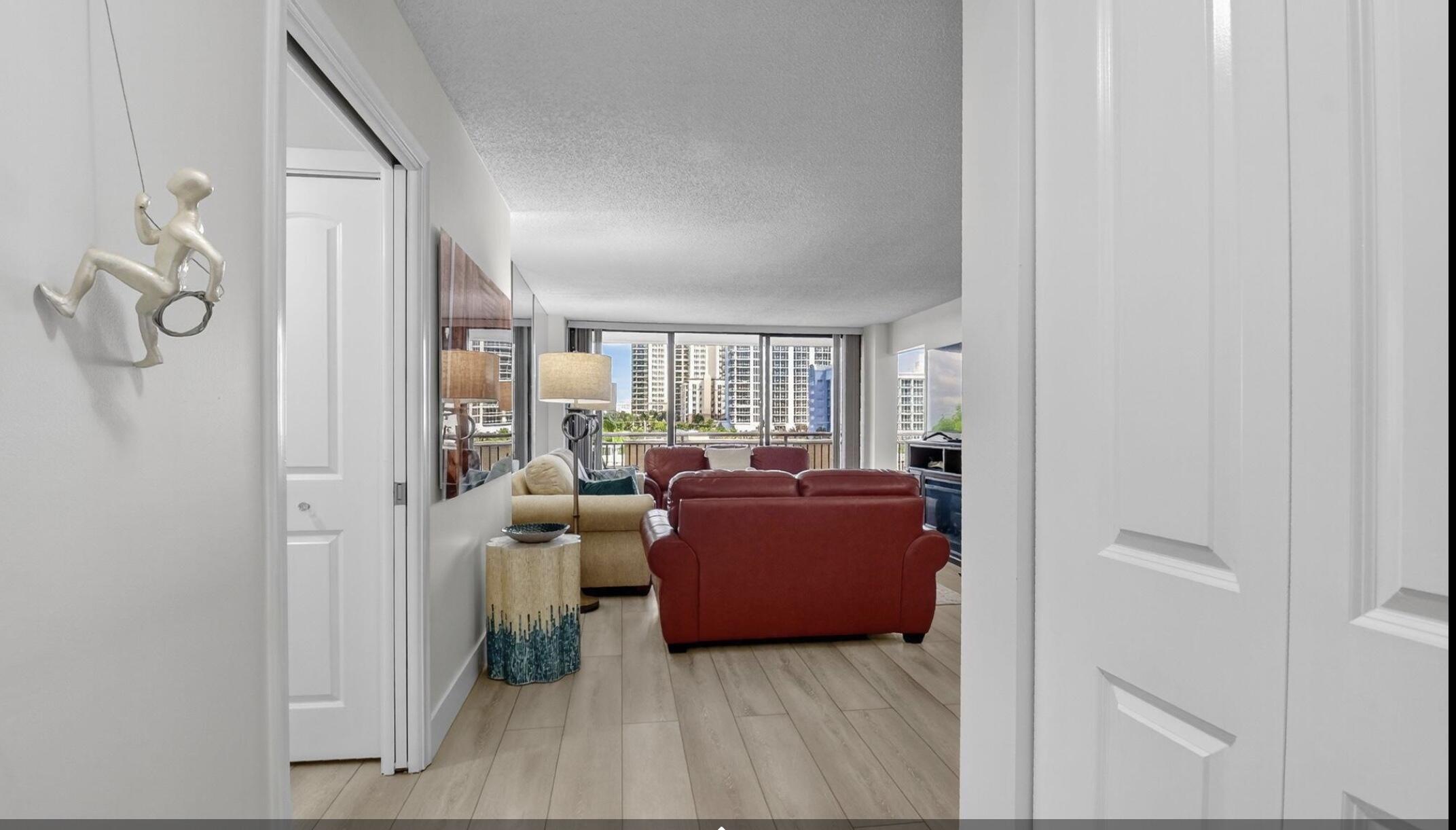 OCEANTREE CONDO - Residential Lease