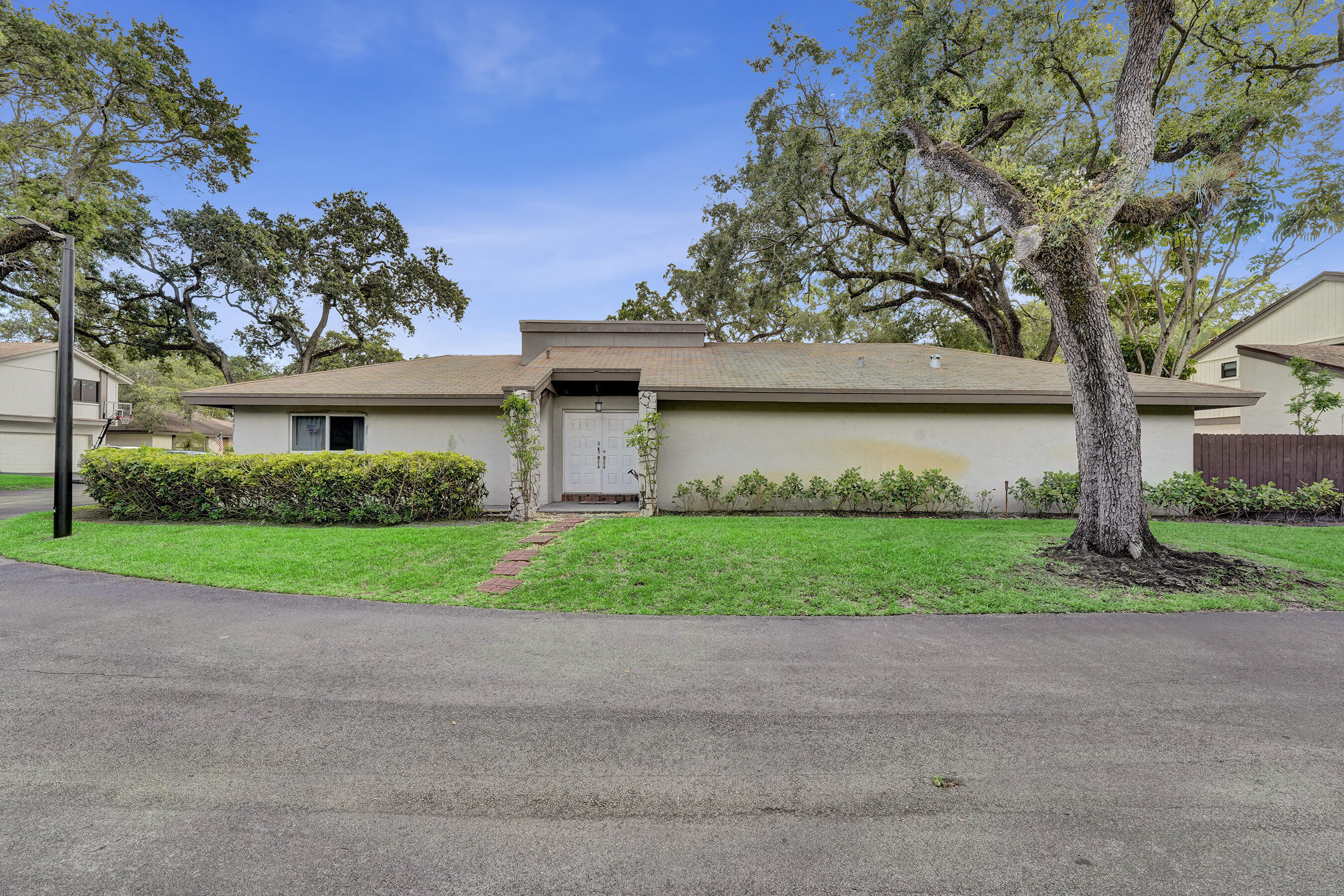 WOODS OF EMERALD HILLS - Residential