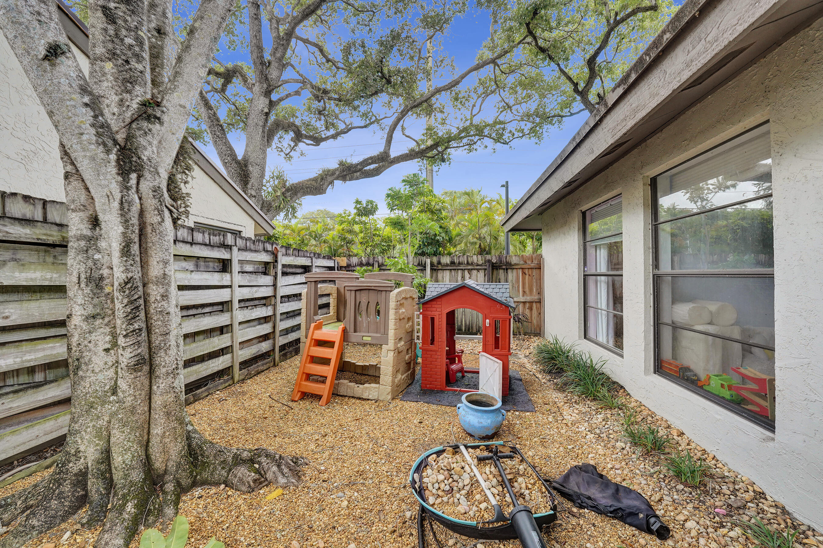 WOODS OF EMERALD HILLS - Residential