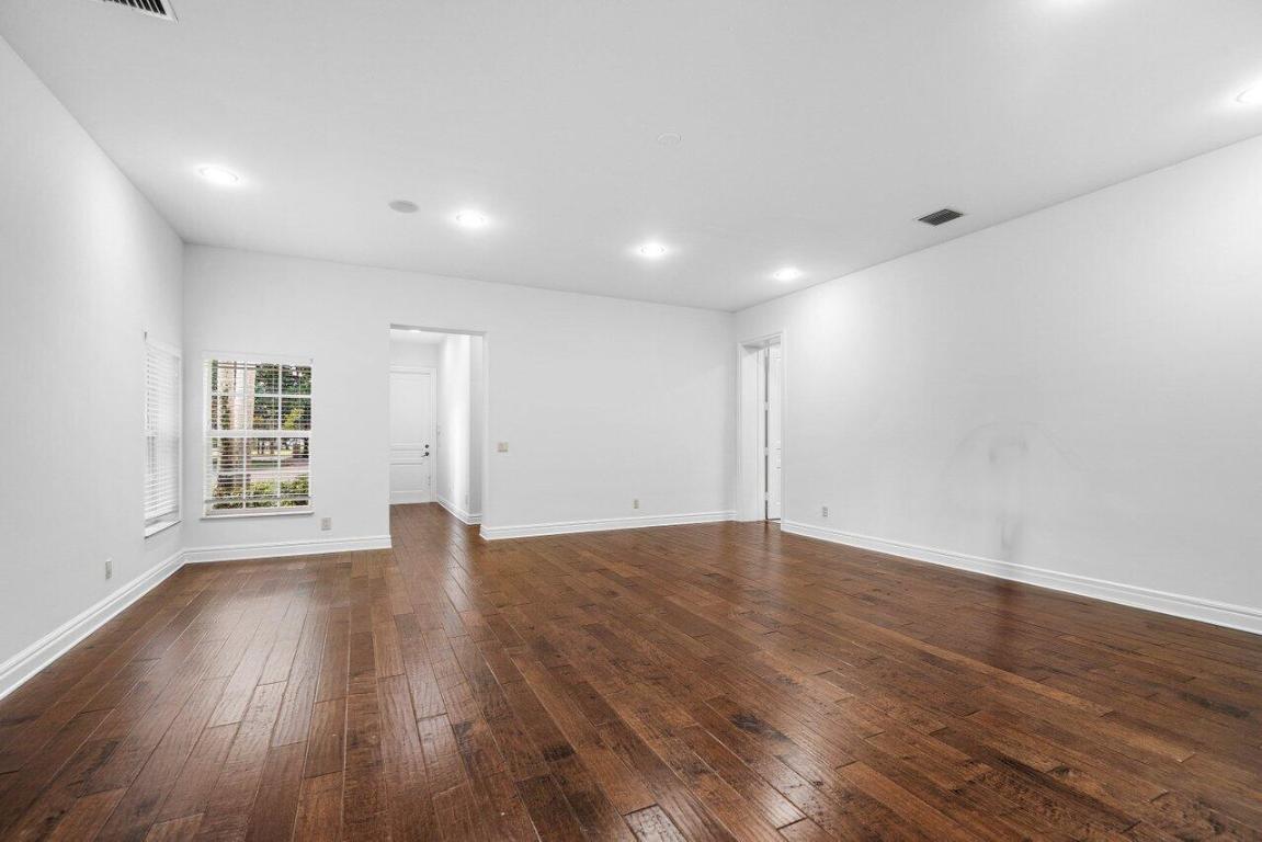 JUPITER RIVER ESTATES - Residential