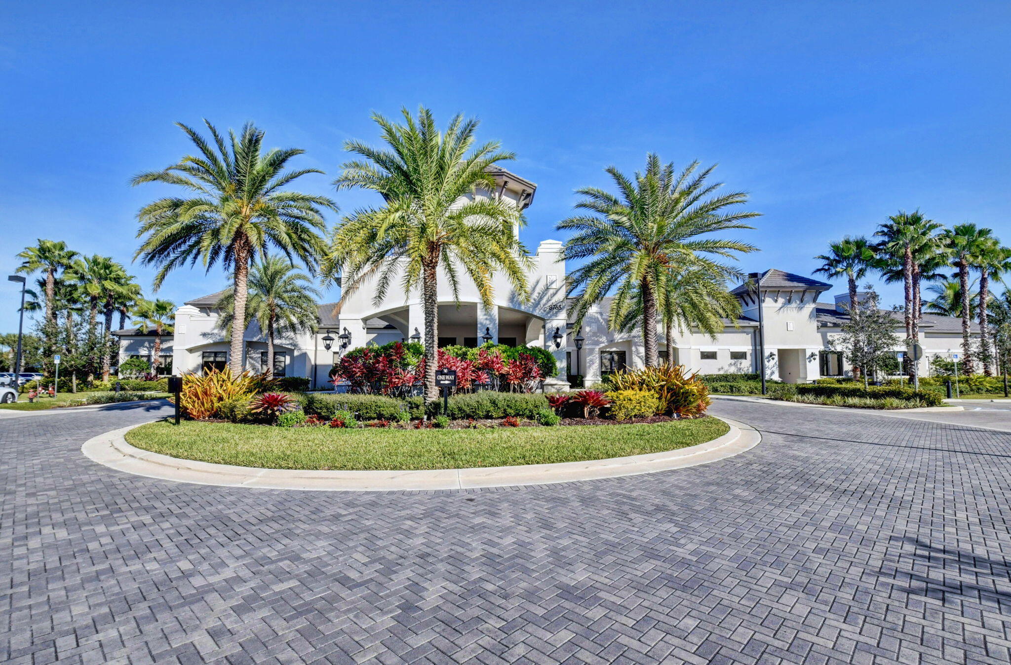 VALENCIA COVE AGR PUD SOUTH PL - Residential