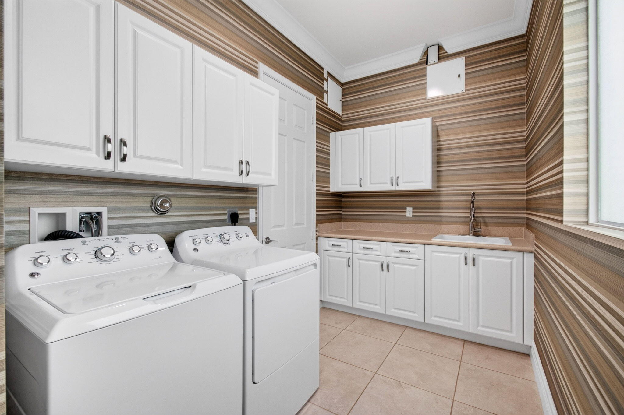 VALENCIA COVE AGR PUD SOUTH PL - Residential