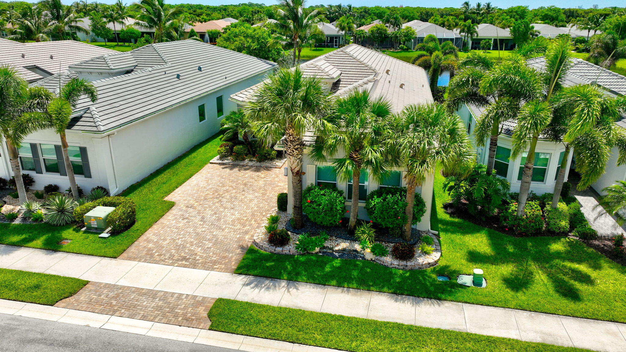 VALENCIA COVE AGR PUD SOUTH PL - Residential