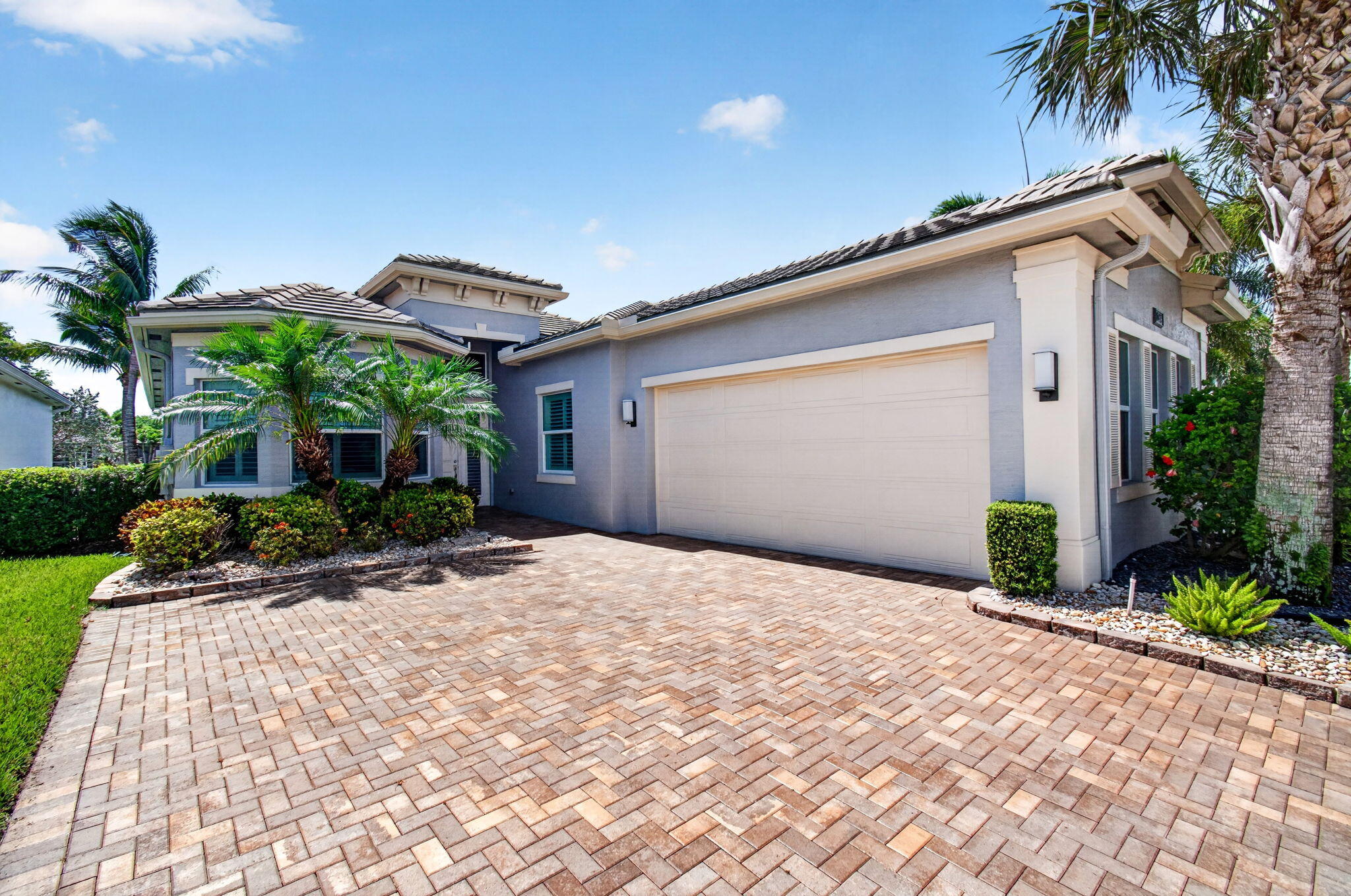 VALENCIA COVE AGR PUD SOUTH PL - Residential