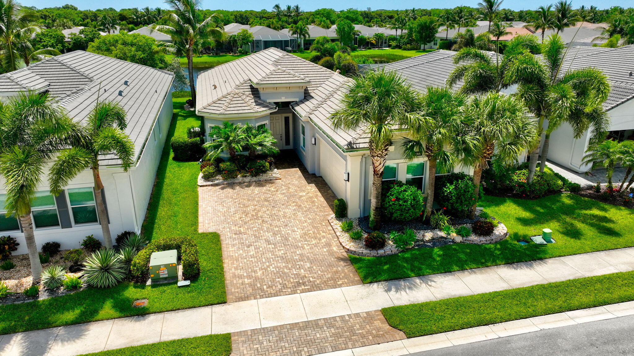 VALENCIA COVE AGR PUD SOUTH PL - Residential