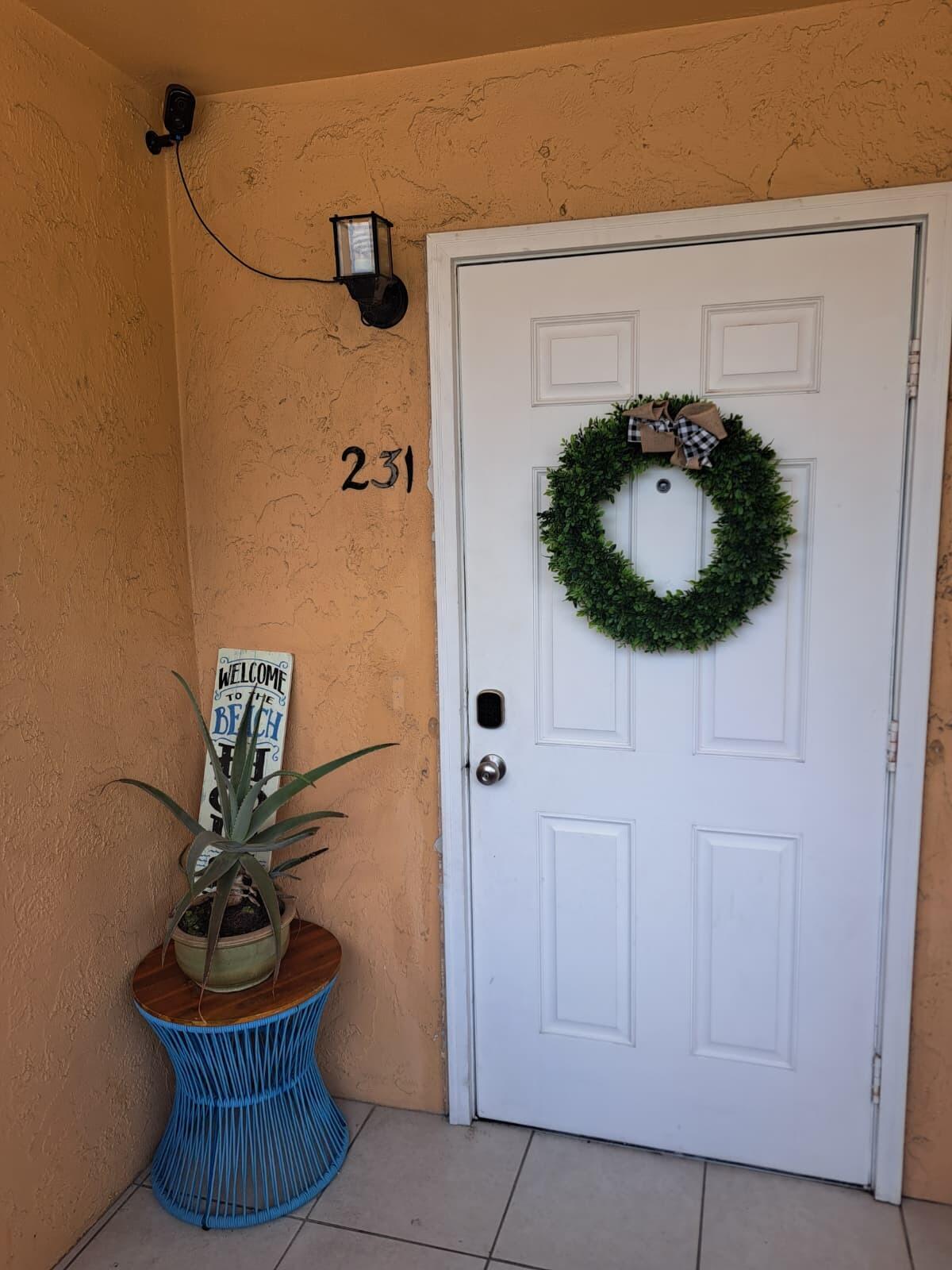 LIGHTHOUSE POINT PLAZA CONDO - Residential Lease