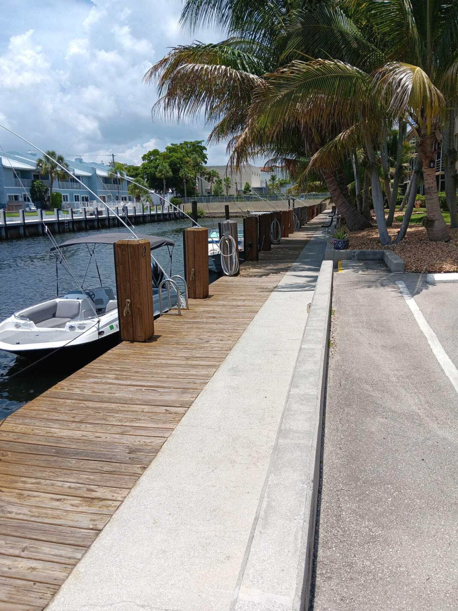 Move right into this stylishly updated apartment featuring custom luxury closets, a sleek remodeled kitchen, and new bathrooms. Only a few minutes from the beach and close to great Mall, restaurants, and convenient transit options.