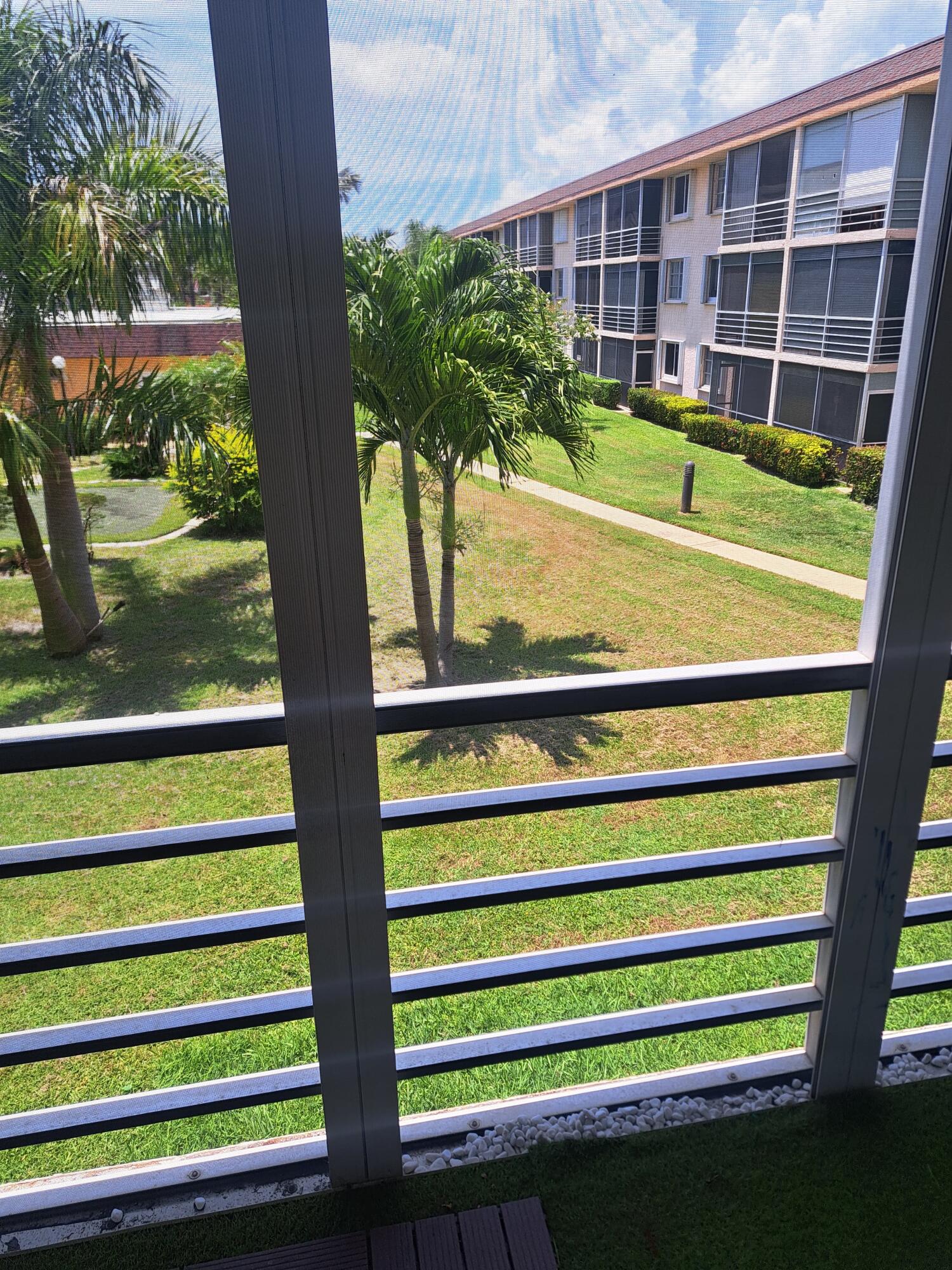 LIGHTHOUSE POINT PLAZA CONDO - Residential Lease