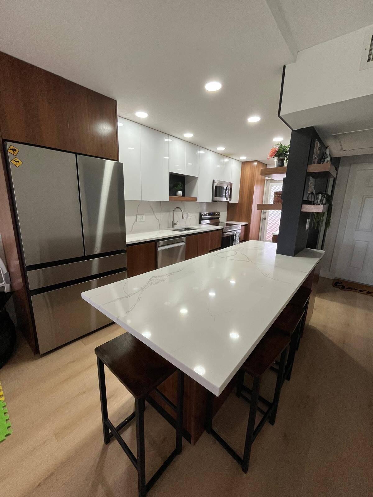 LIGHTHOUSE POINT PLAZA CONDO - Residential Lease