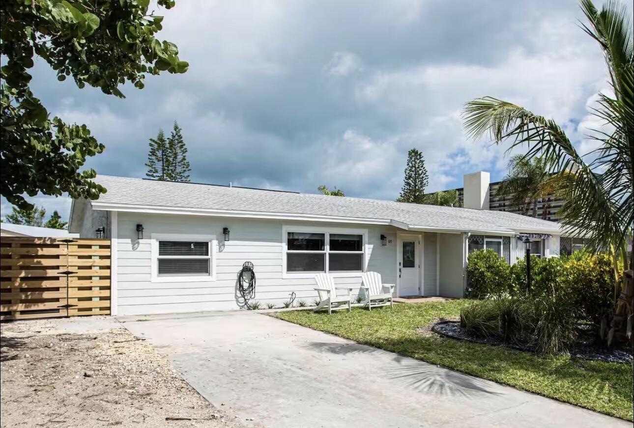 BEACH CLUB COLONY SECTION 1 - Residential