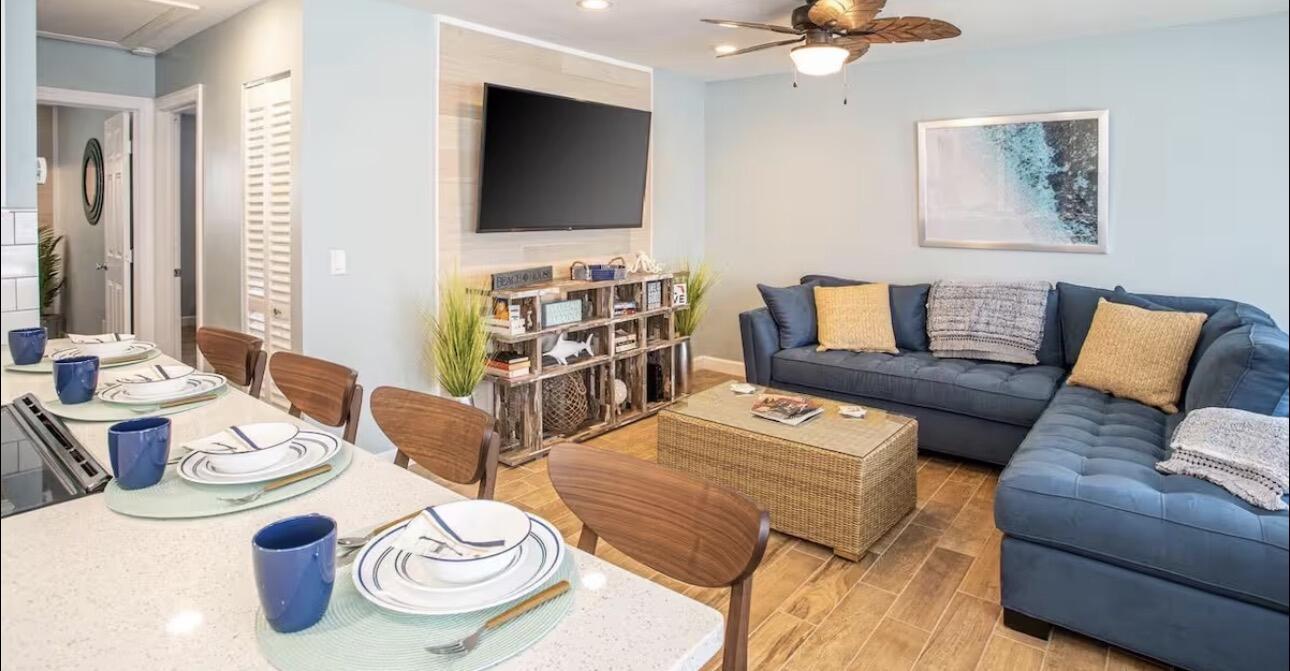 BEACH CLUB COLONY SECTION 1 - Residential