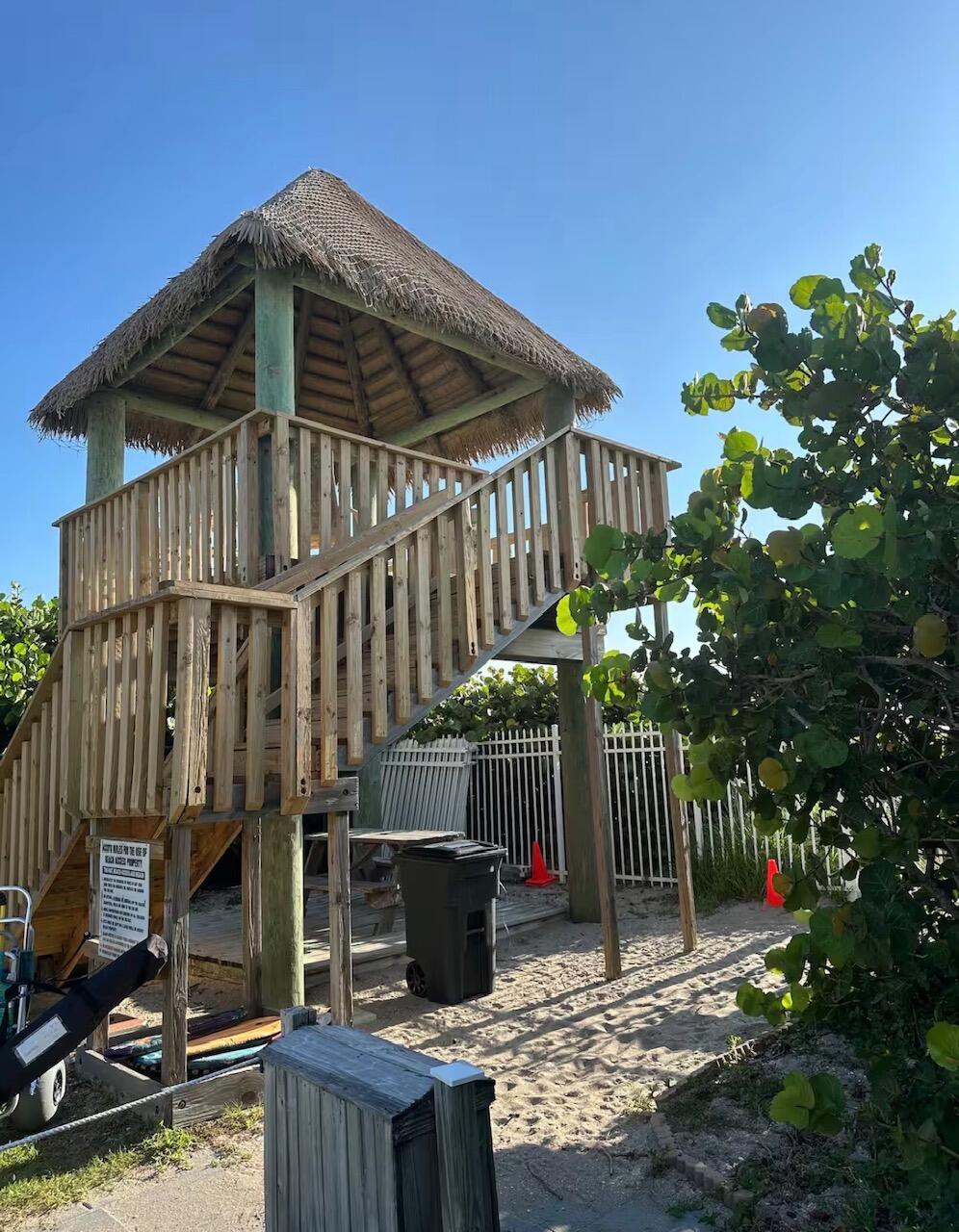 BEACH CLUB COLONY SECTION 1 - Residential