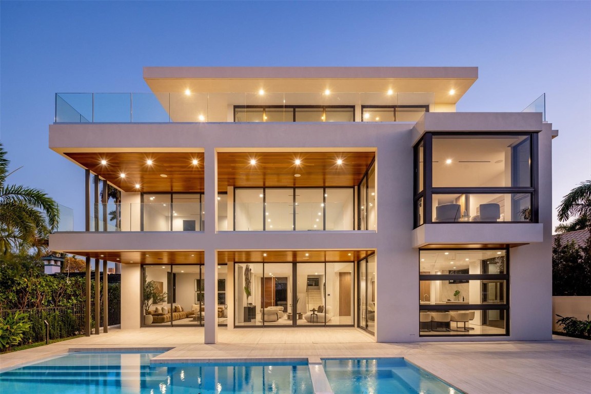 Lauderdale Harbors - Residential