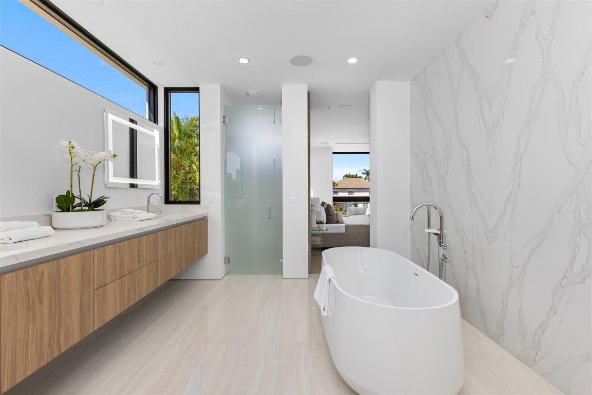 Lauderdale Harbors - Residential