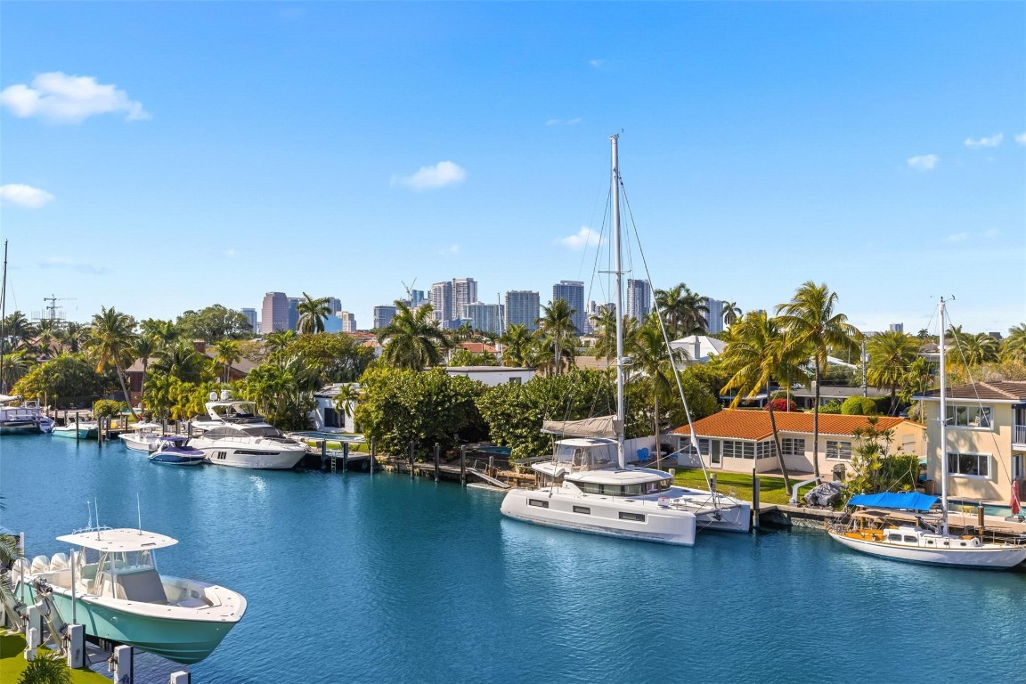 Lauderdale Harbors - Residential