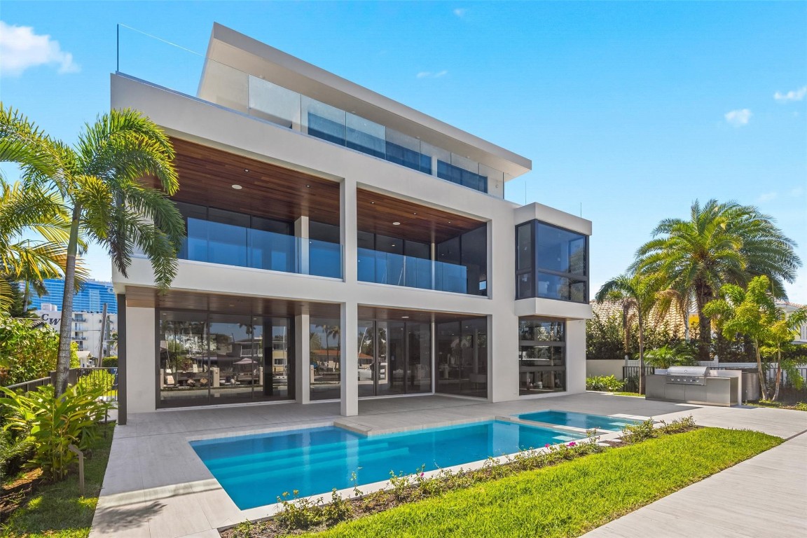 Lauderdale Harbors - Residential
