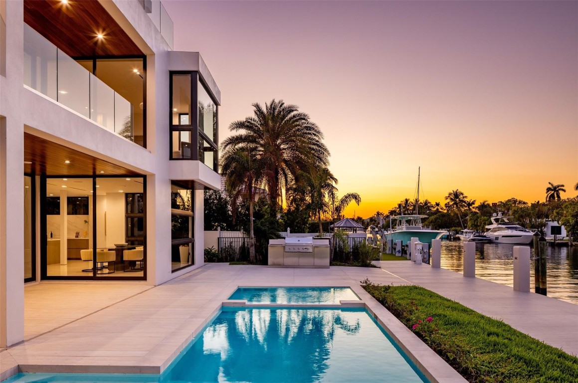 Lauderdale Harbors - Residential