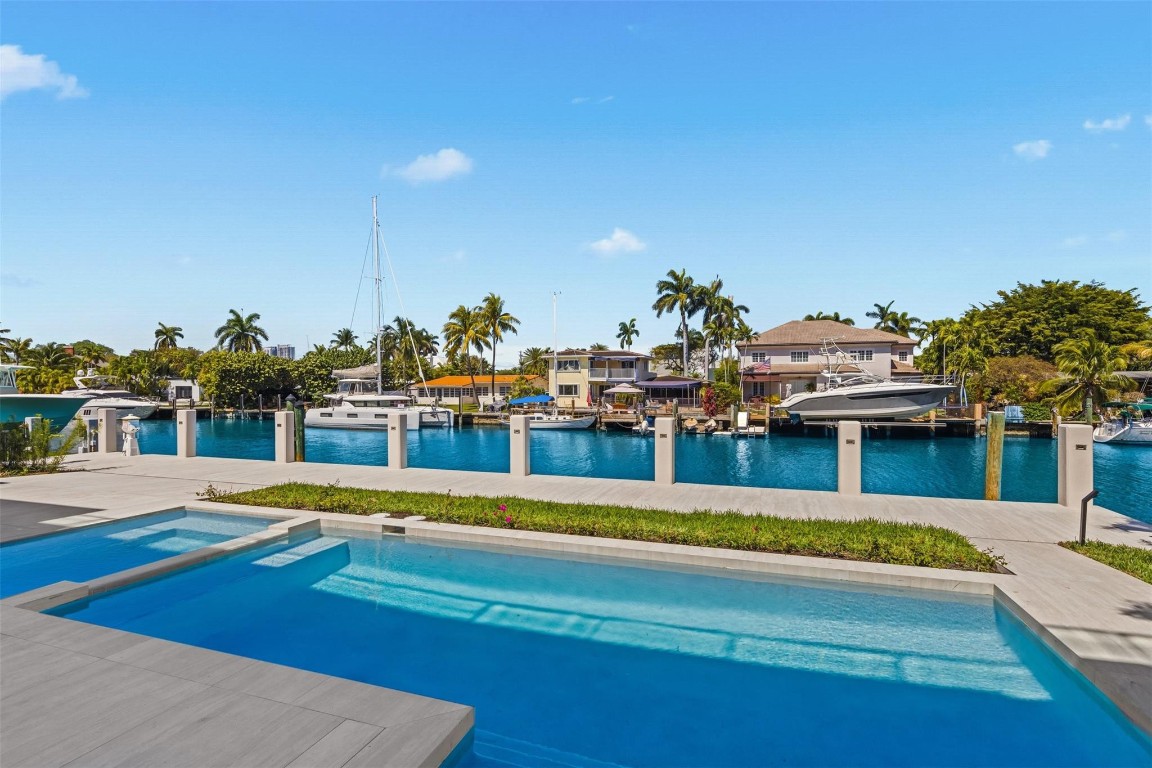 Lauderdale Harbors - Residential