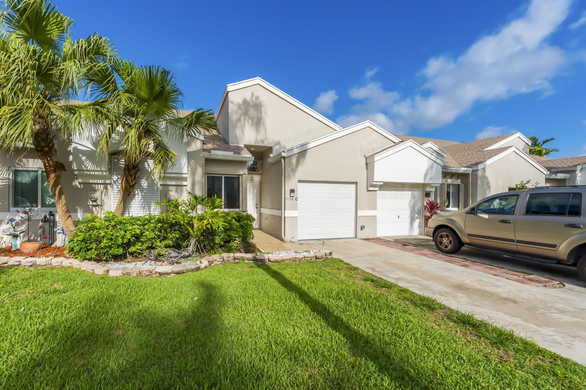 BOCA GARDENS 4 - Residential