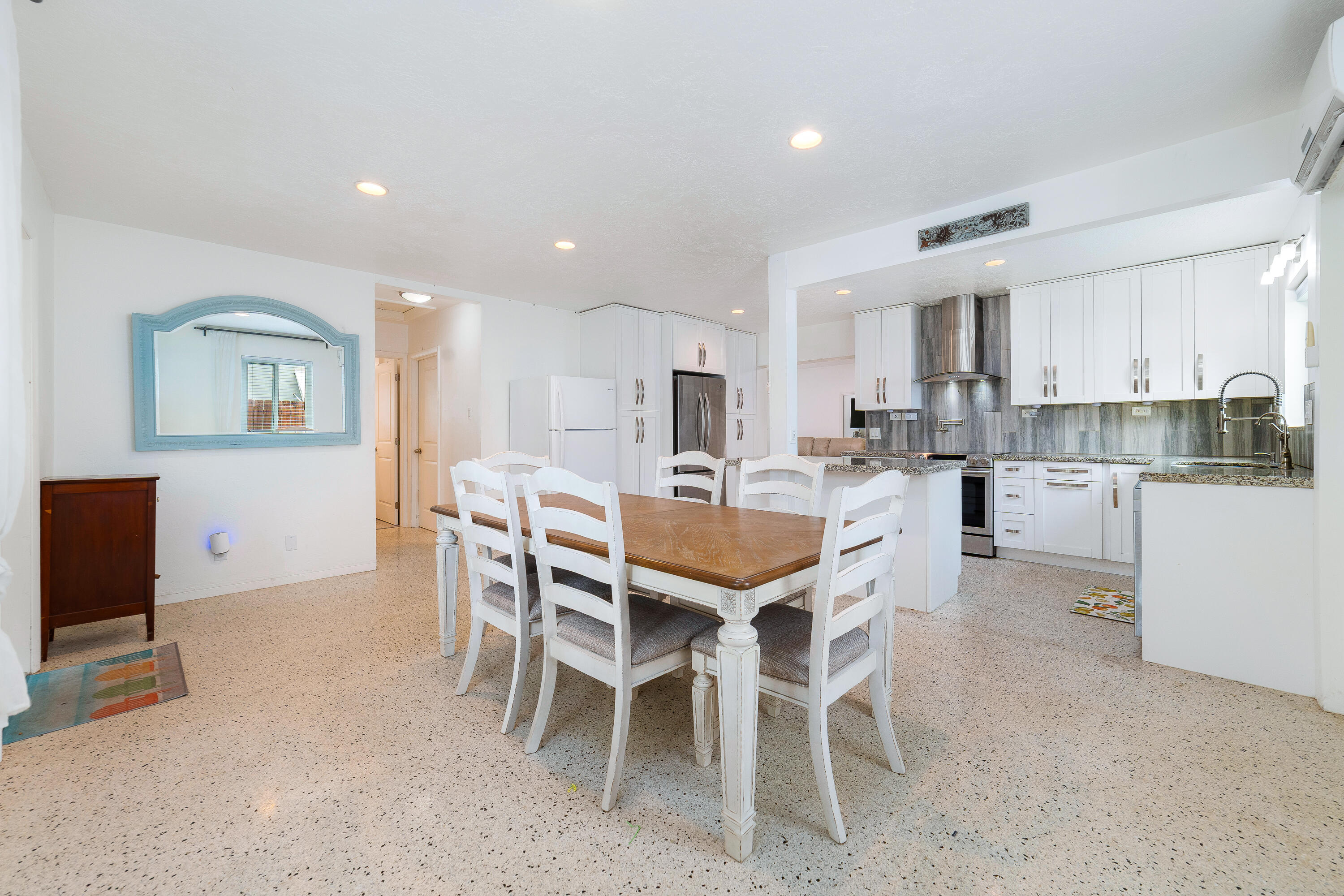 DANIA HEIGHTS - Residential