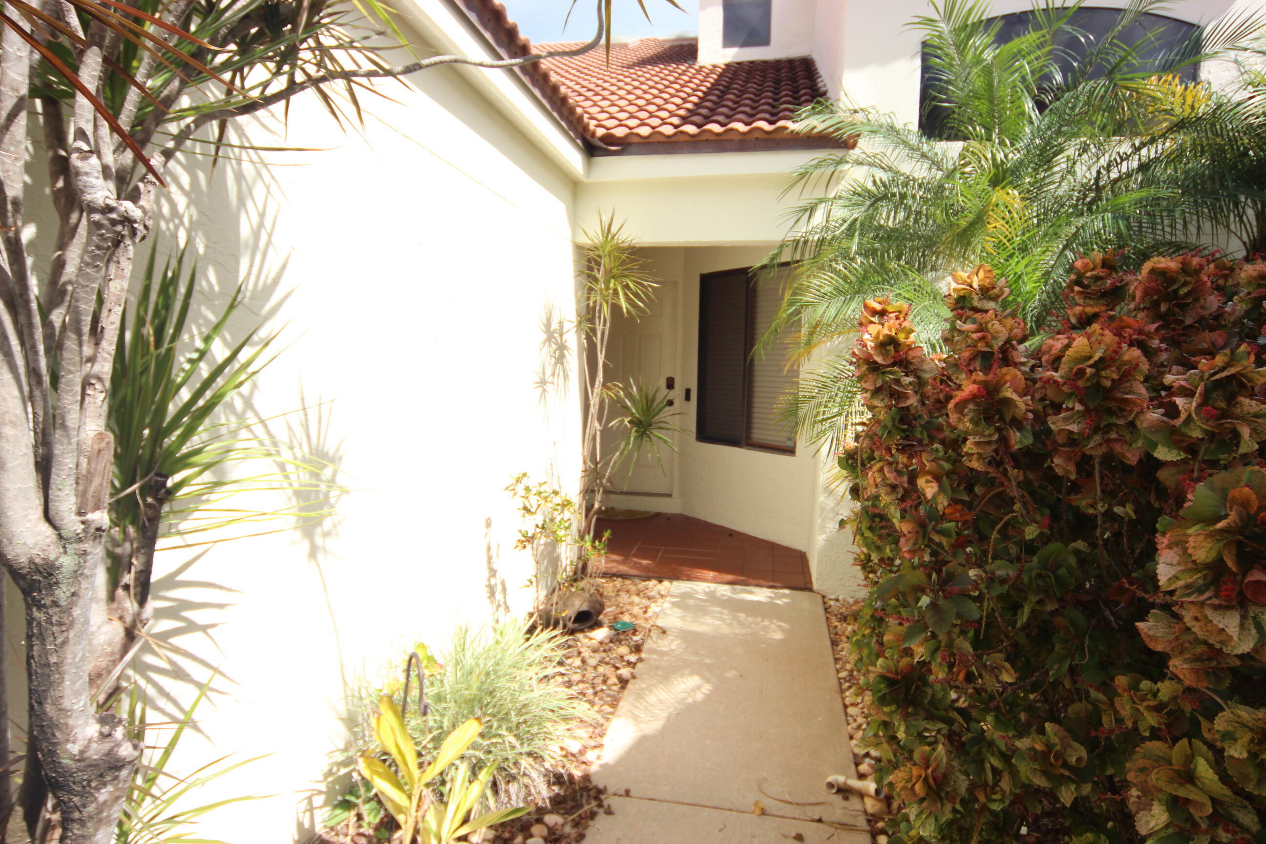SEA OATS OF JUNO BEACH CONDO - Residential Lease