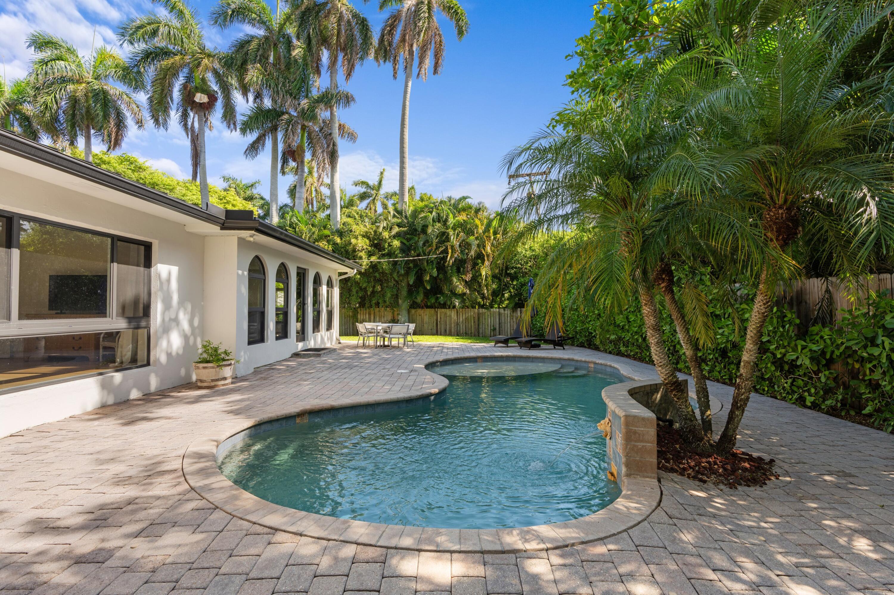 COASTAL SHORES WEST - Residential