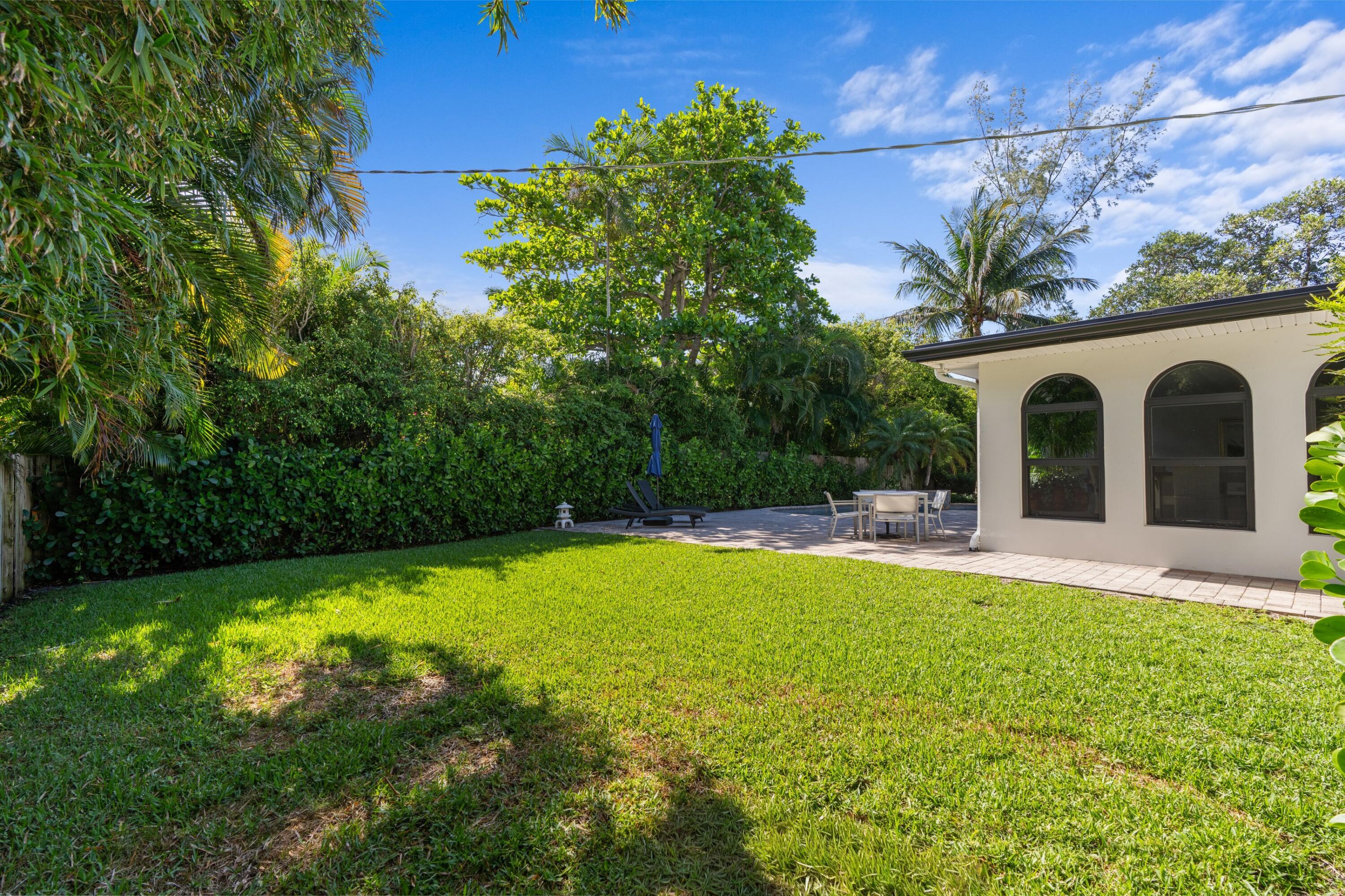 COASTAL SHORES WEST - Residential