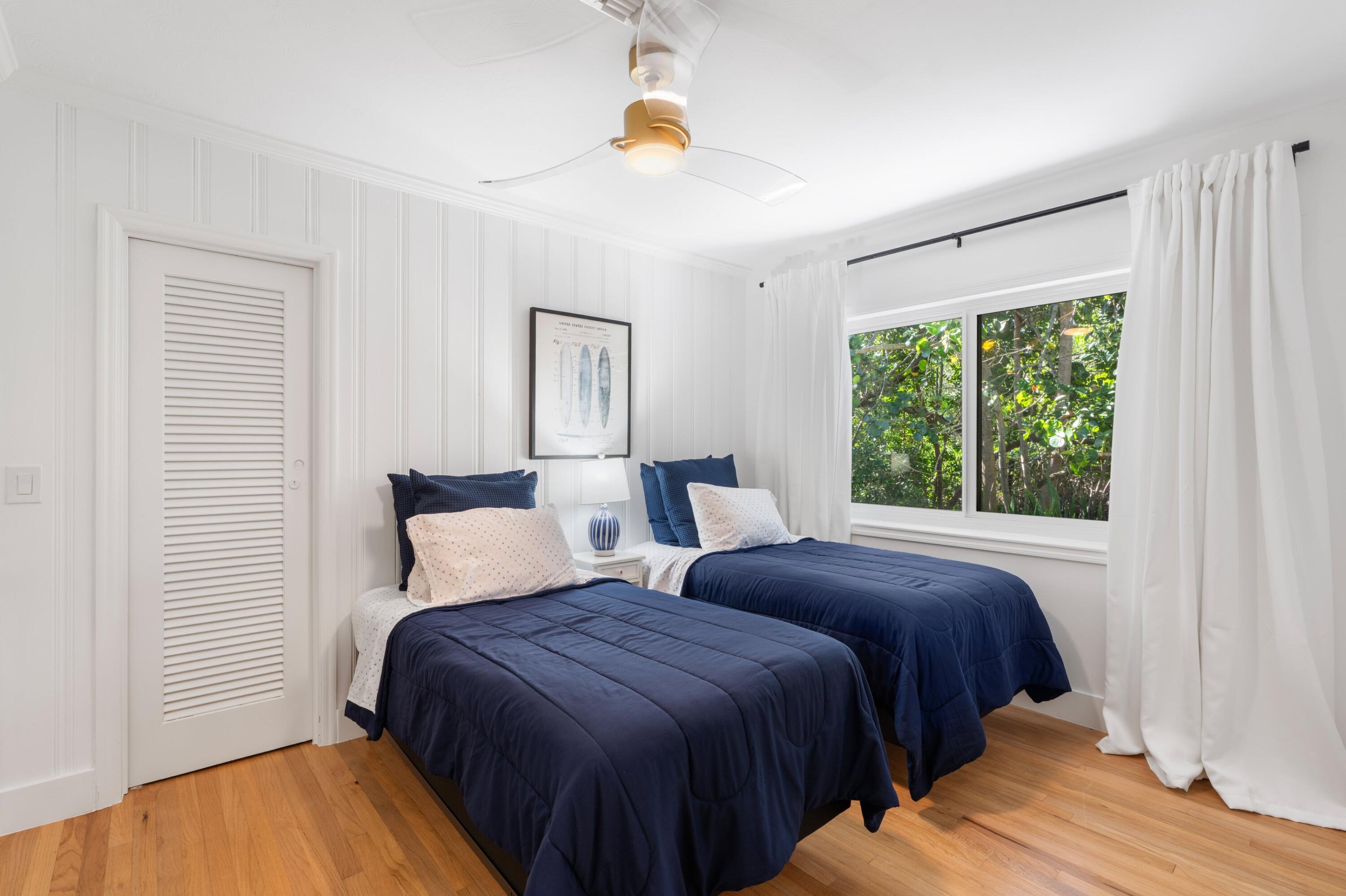 COASTAL SHORES WEST - Residential