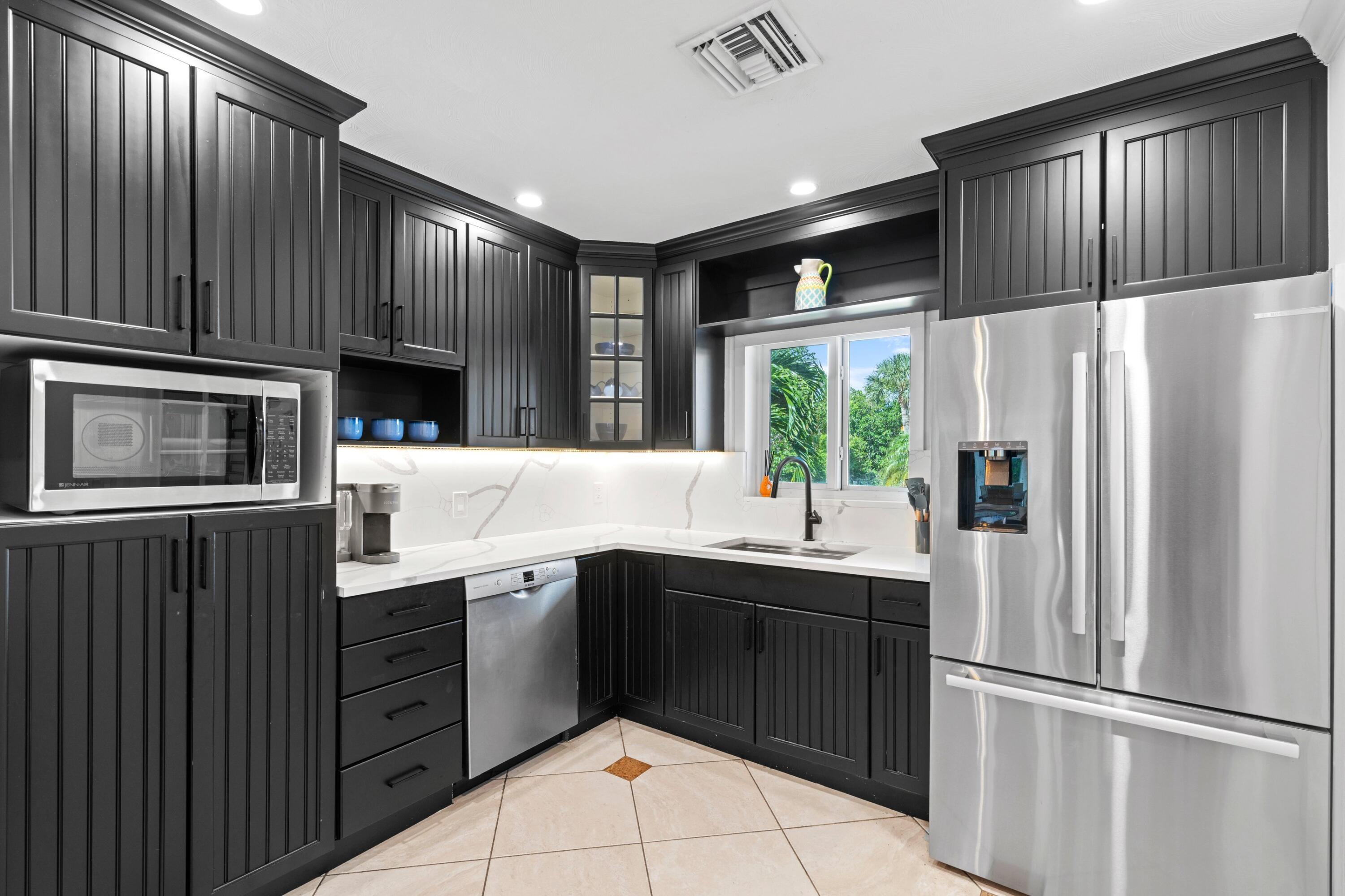 COASTAL SHORES WEST - Residential