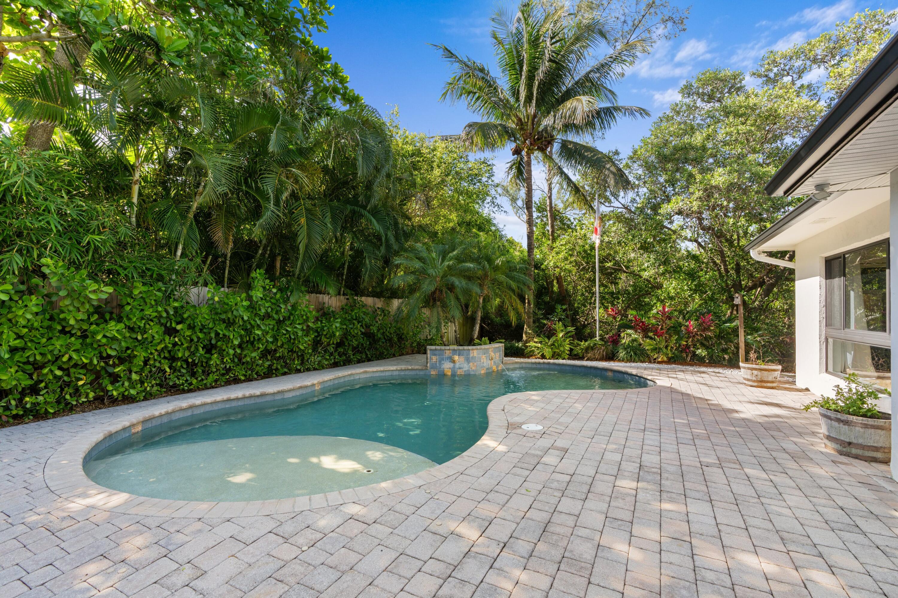 COASTAL SHORES WEST - Residential