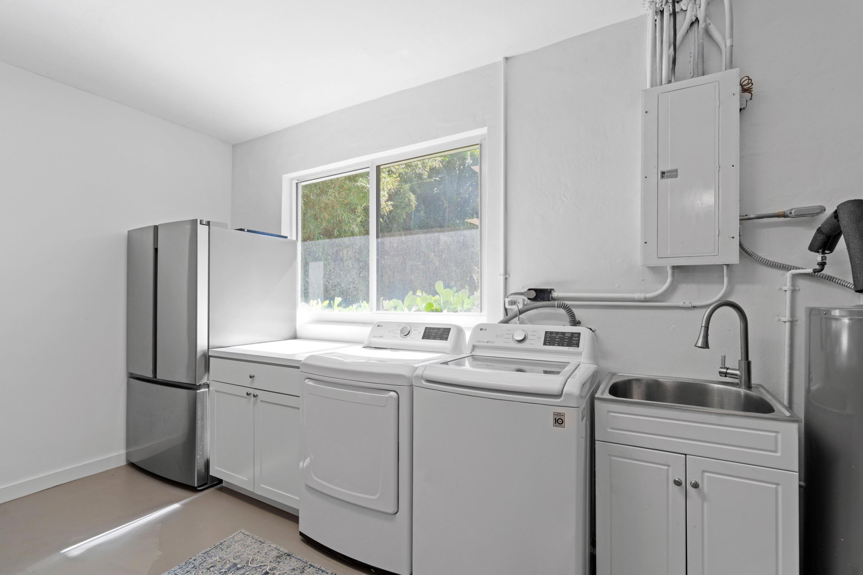 COASTAL SHORES WEST - Residential
