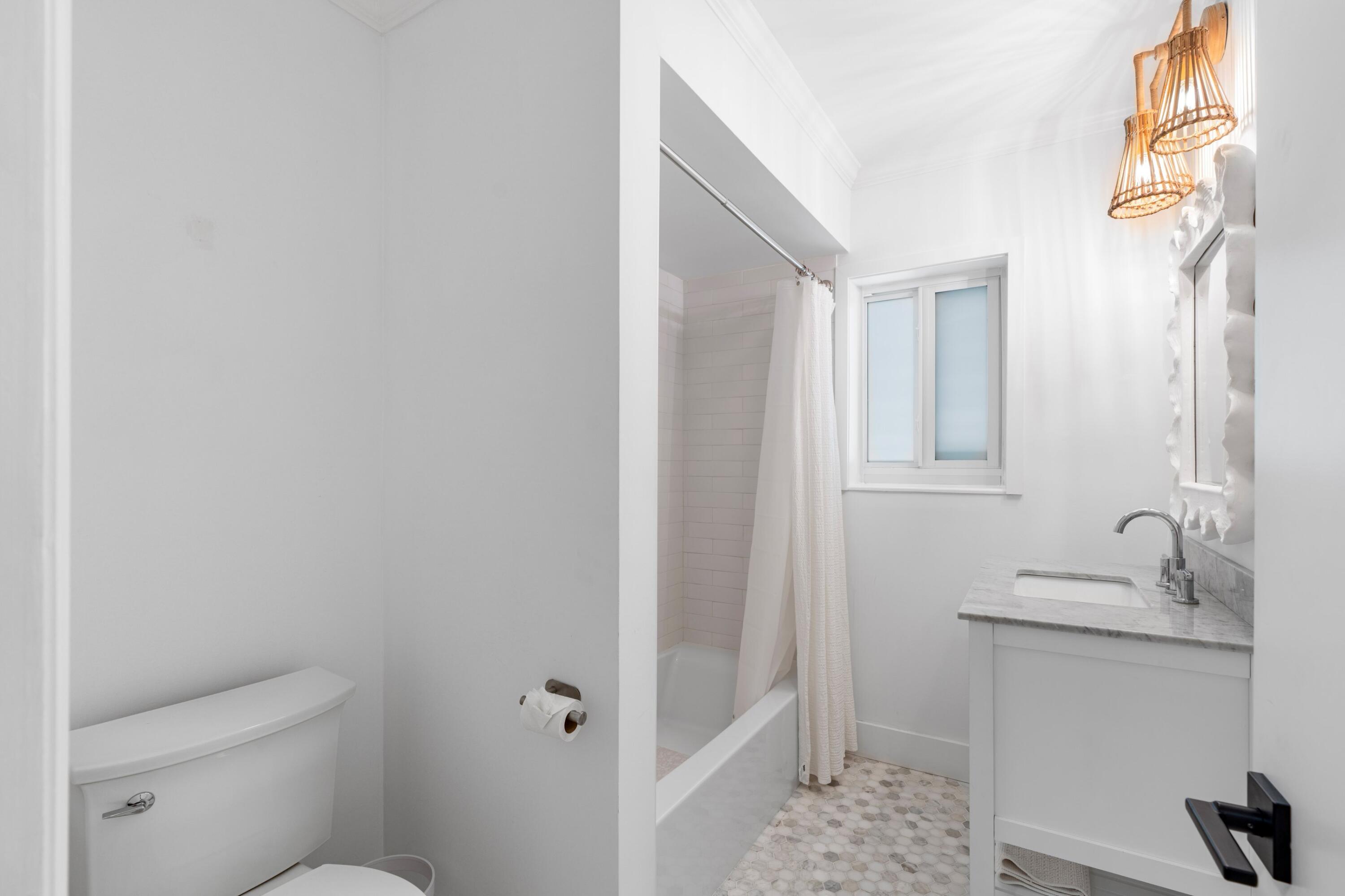 COASTAL SHORES WEST - Residential