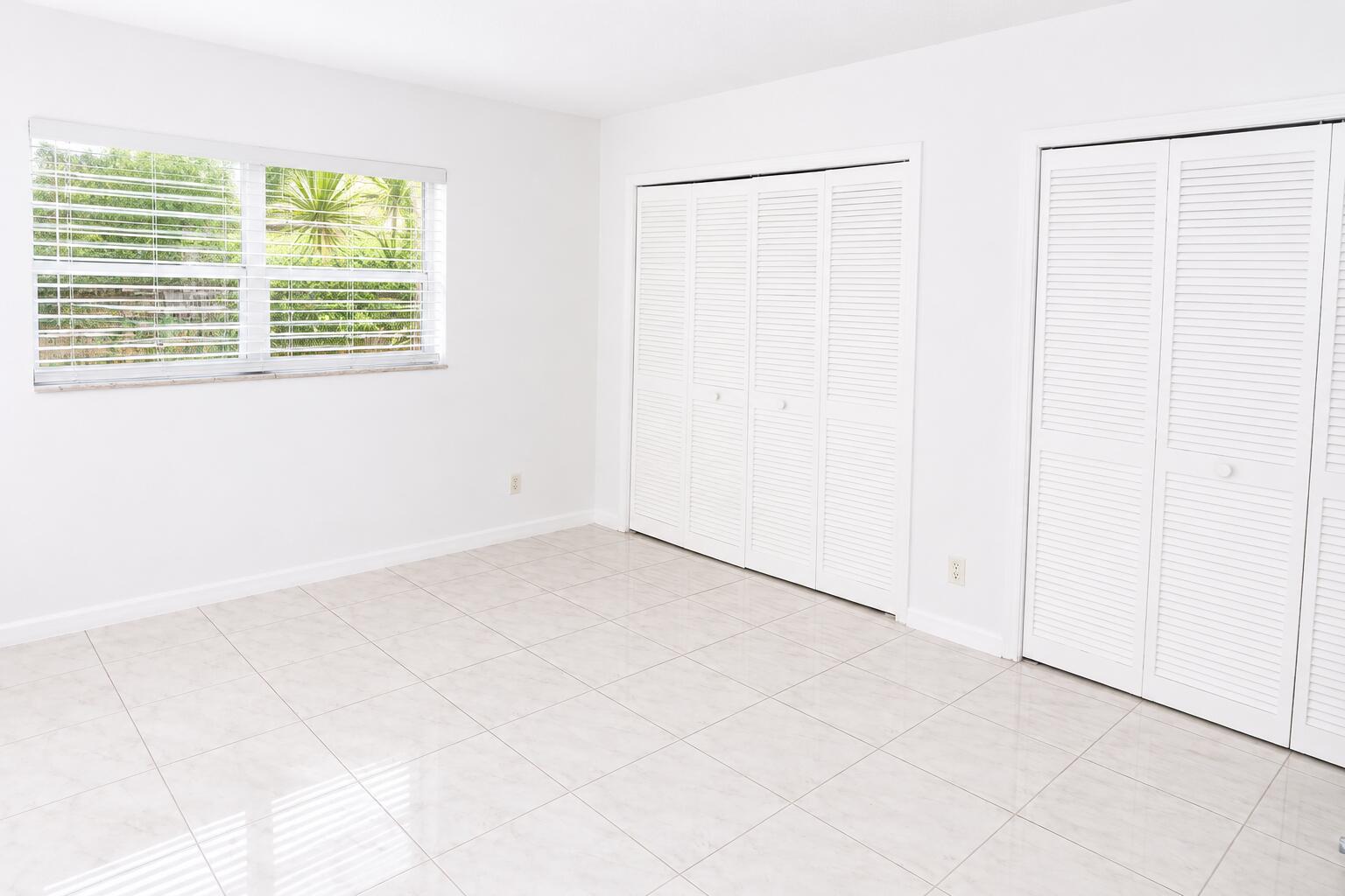 HIDDEN VALLEY SEC 1 - Residential Lease