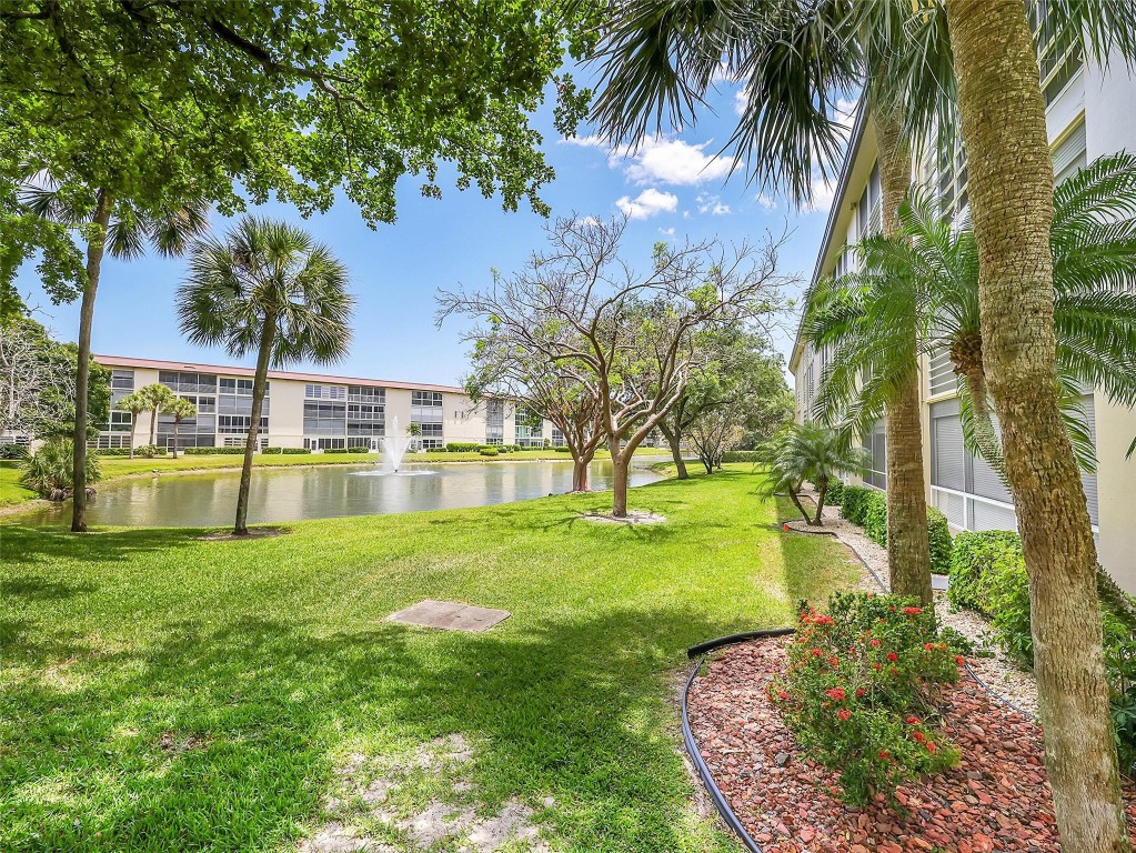WYNMOOR VILLAGE - Residential