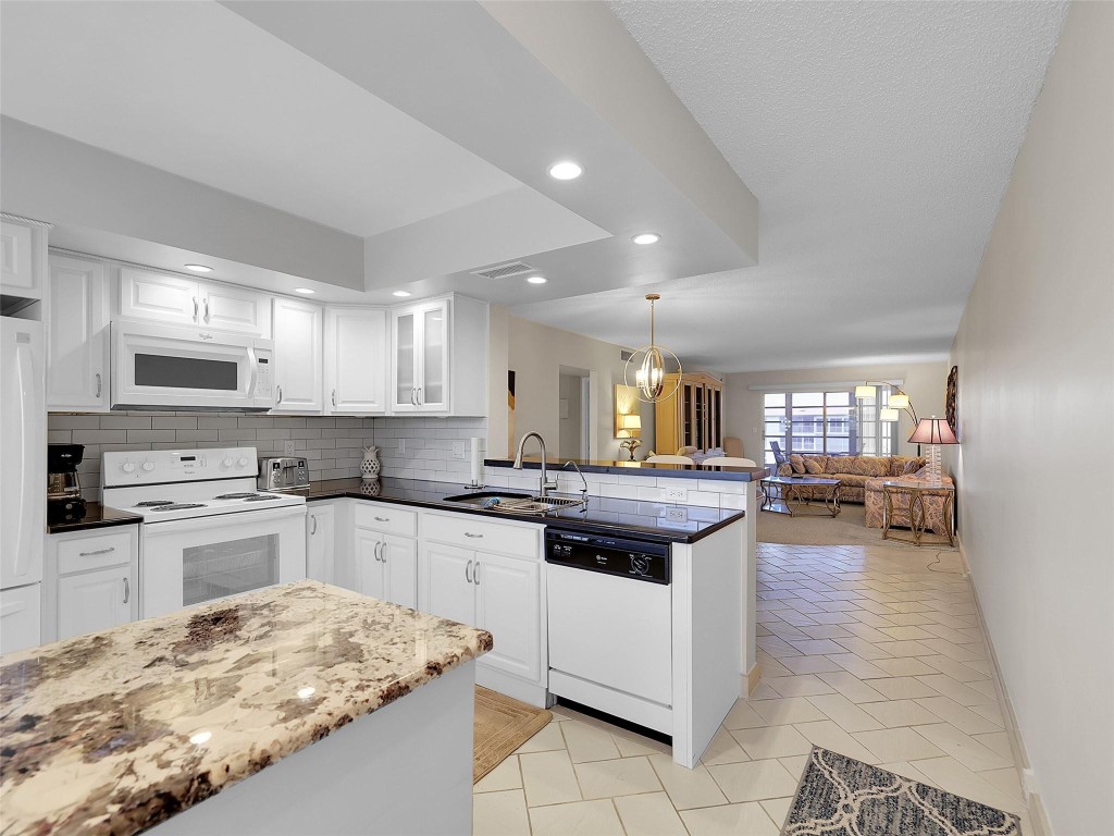 WYNMOOR VILLAGE - Residential