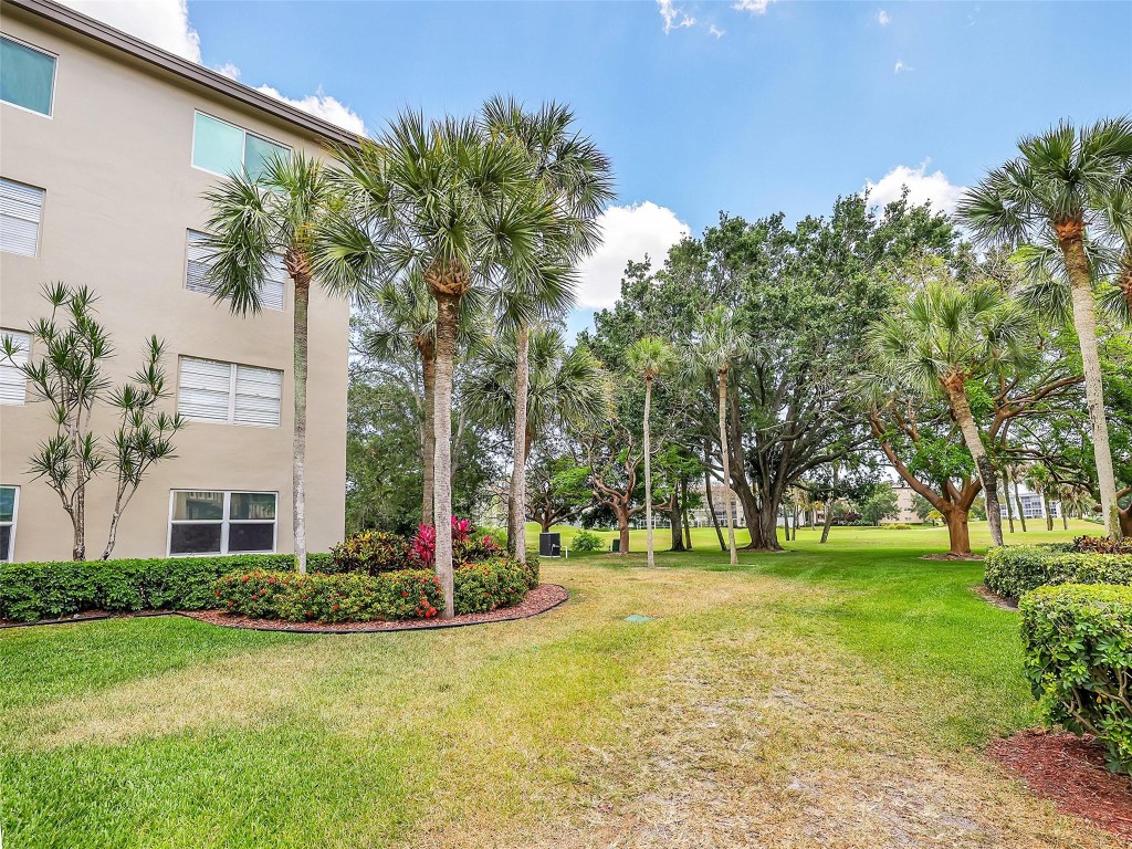 WYNMOOR VILLAGE - Residential
