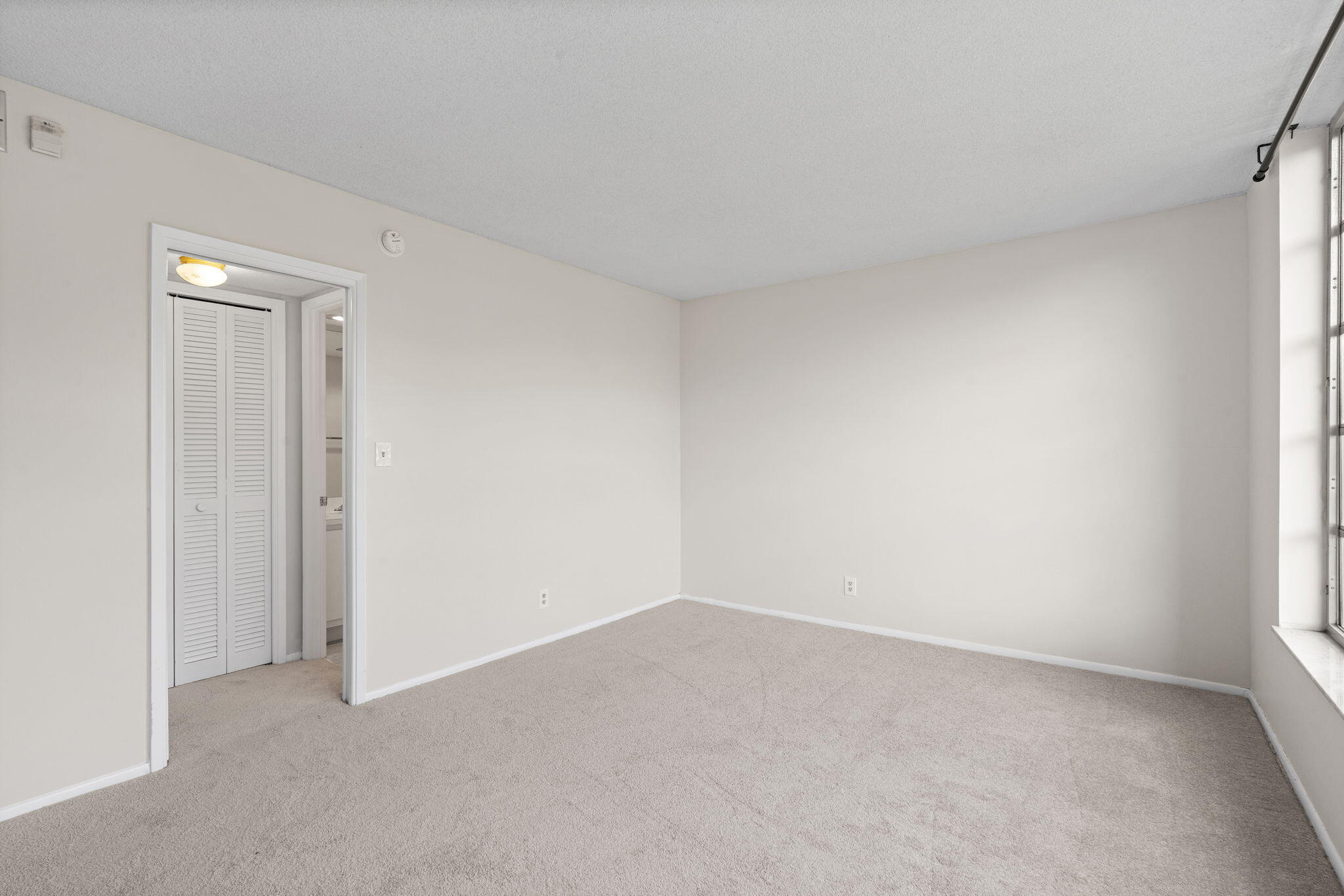NO 16 PALM-AIRE COUNTRY CLUB - Residential