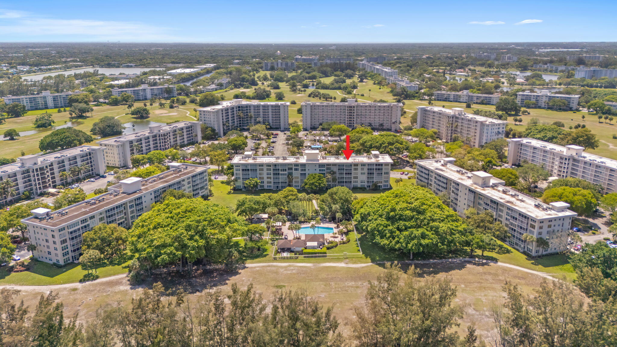 NO 16 PALM-AIRE COUNTRY CLUB - Residential