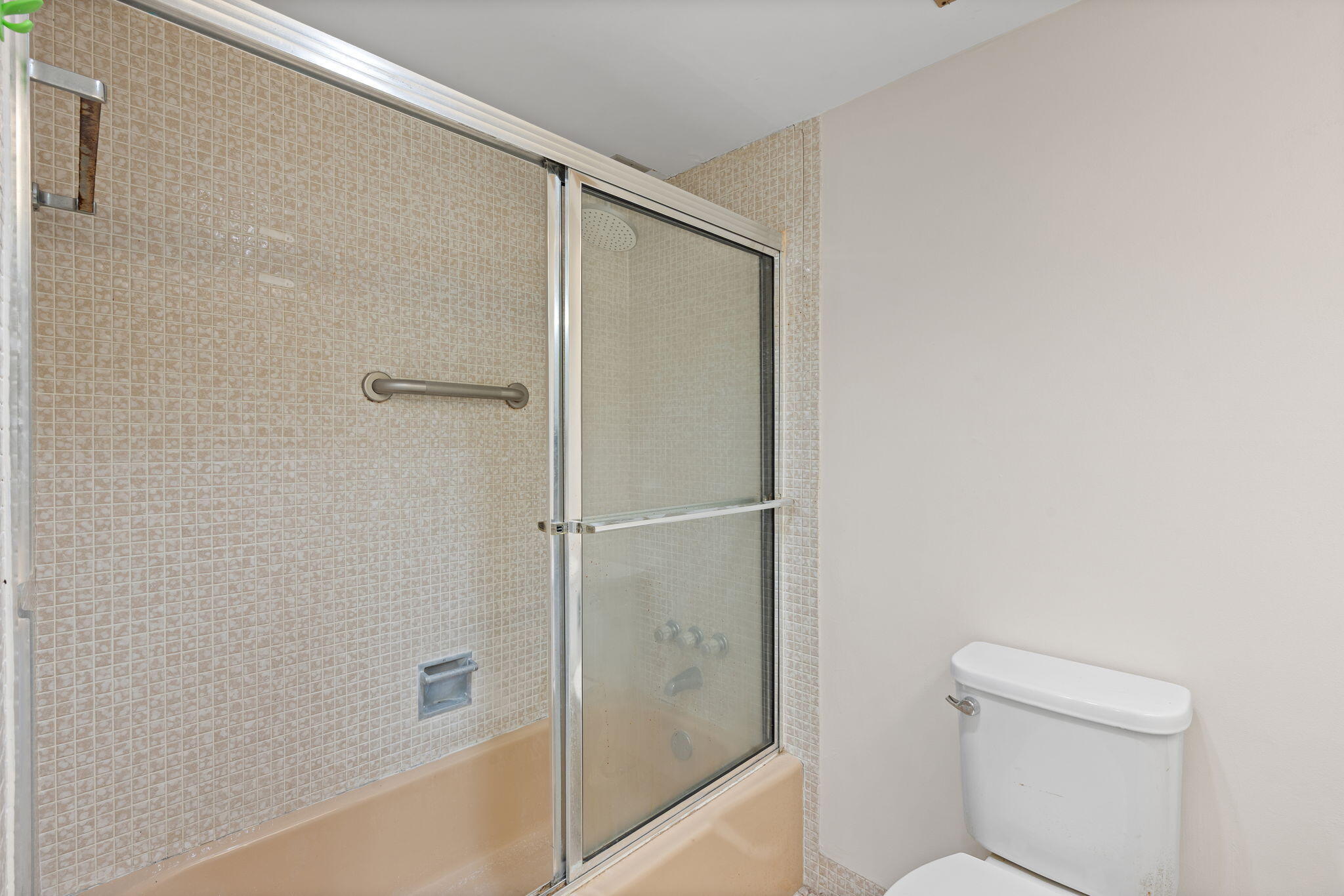 NO 16 PALM-AIRE COUNTRY CLUB - Residential