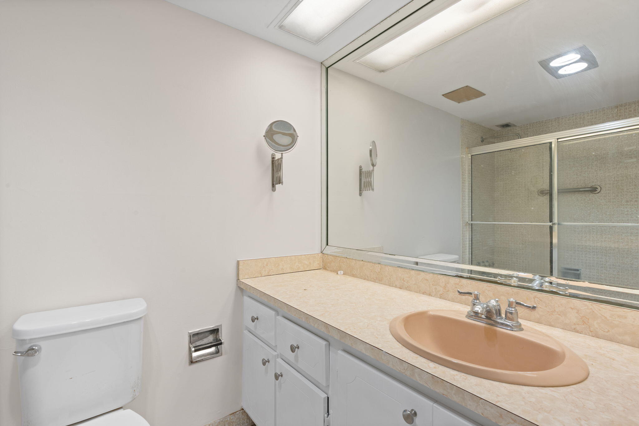 NO 16 PALM-AIRE COUNTRY CLUB - Residential