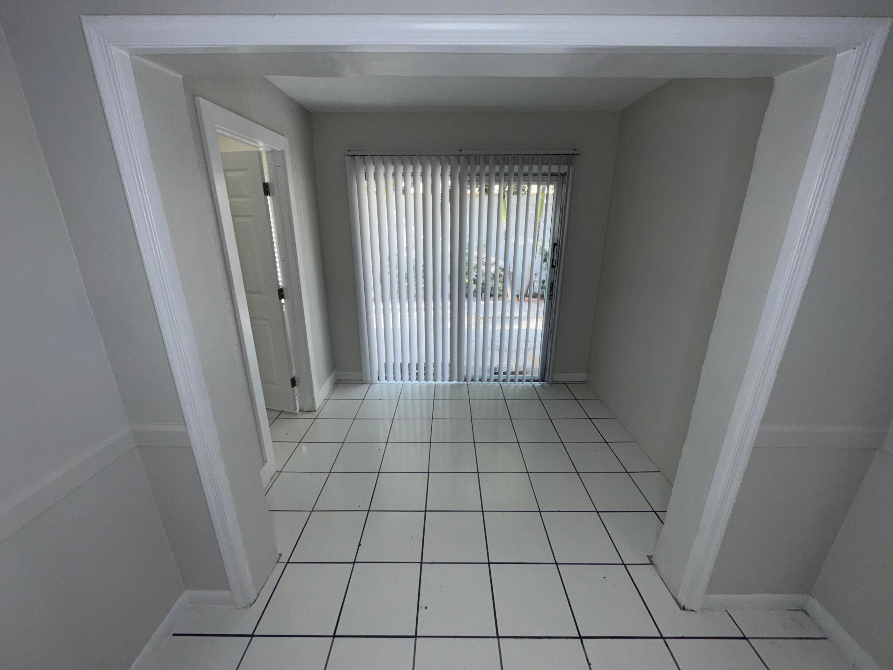 OCTOBER PARK - Residential Lease