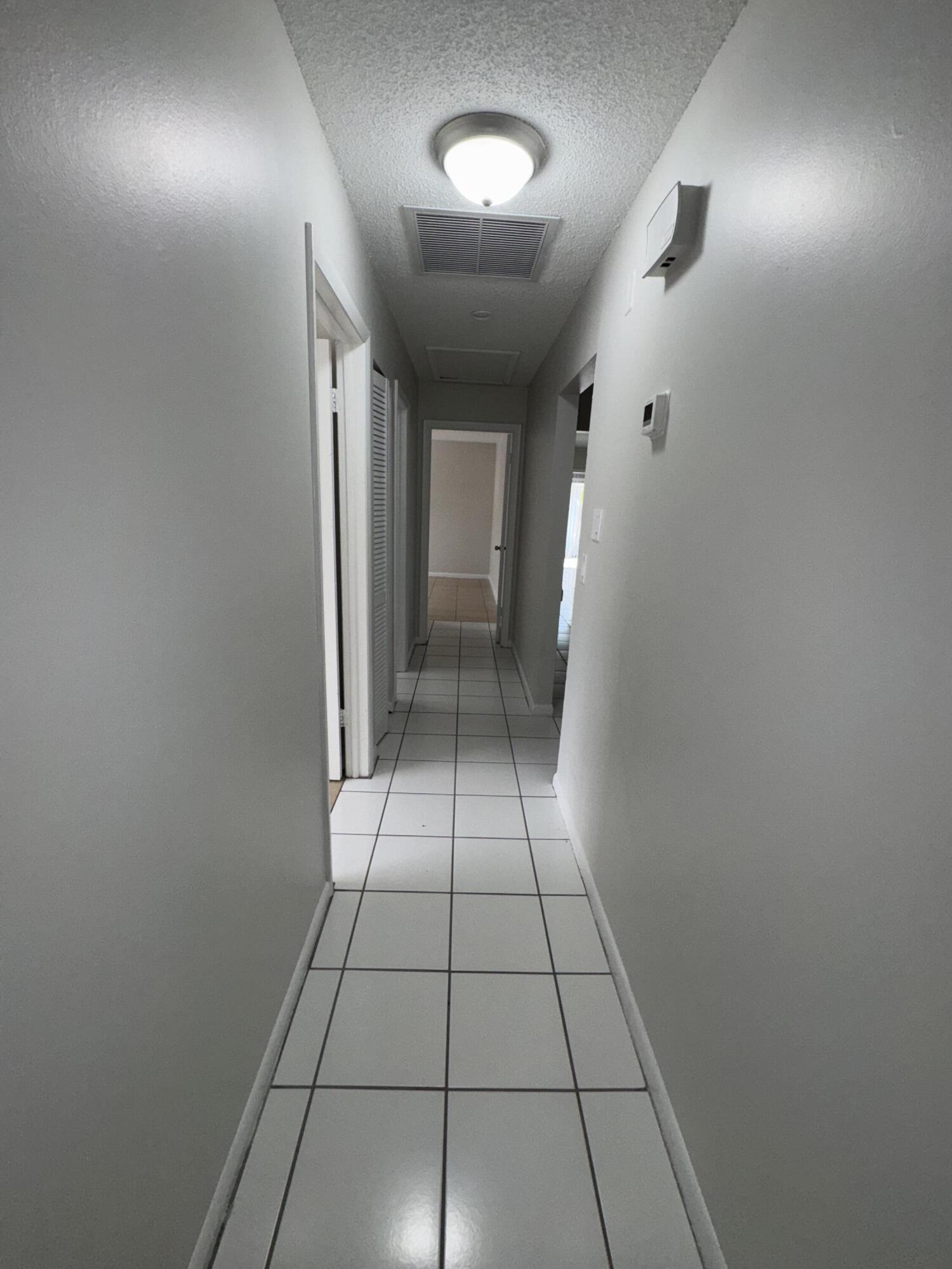 OCTOBER PARK - Residential Lease