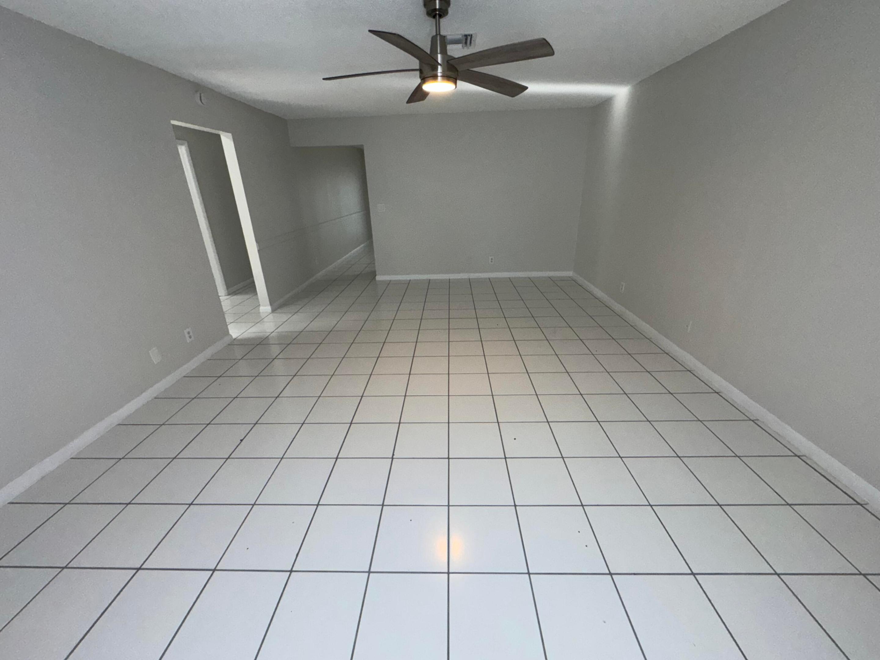 OCTOBER PARK - Residential Lease