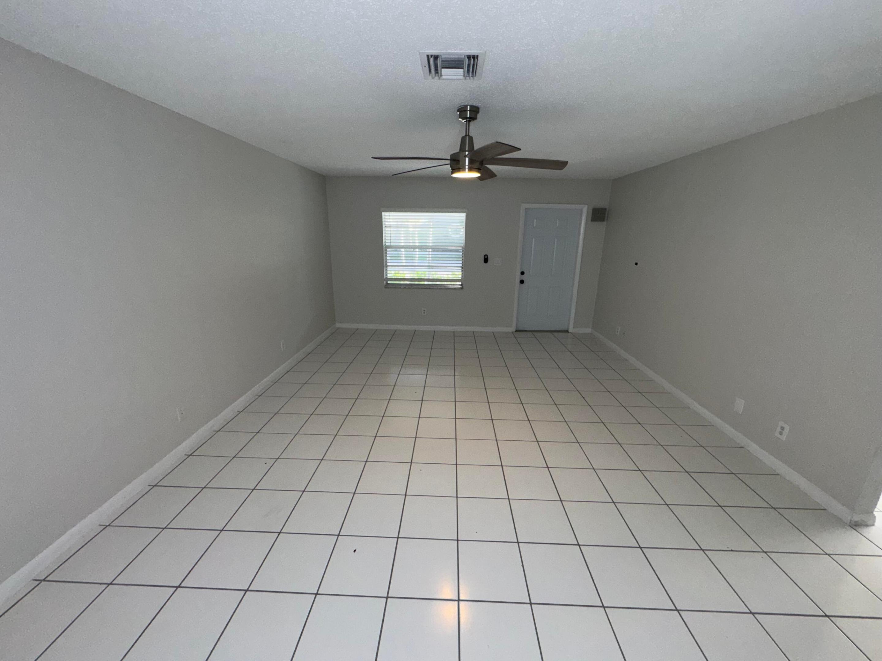 OCTOBER PARK - Residential Lease