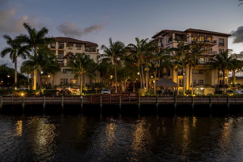 WILTON STATION RES CONDO - Residential