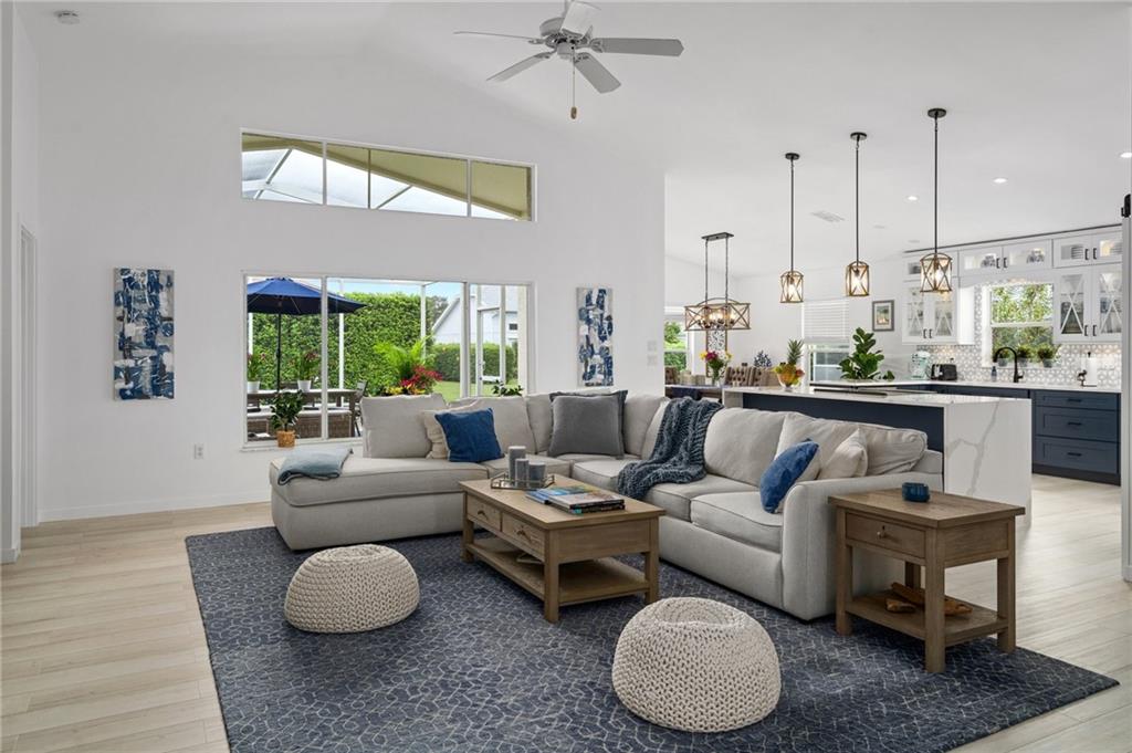 REGENCY OAKS UNIT 1 - Residential
