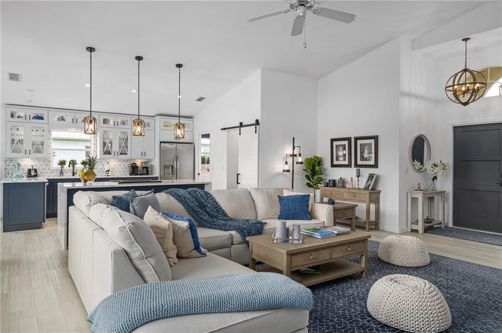 REGENCY OAKS UNIT 1 - Residential