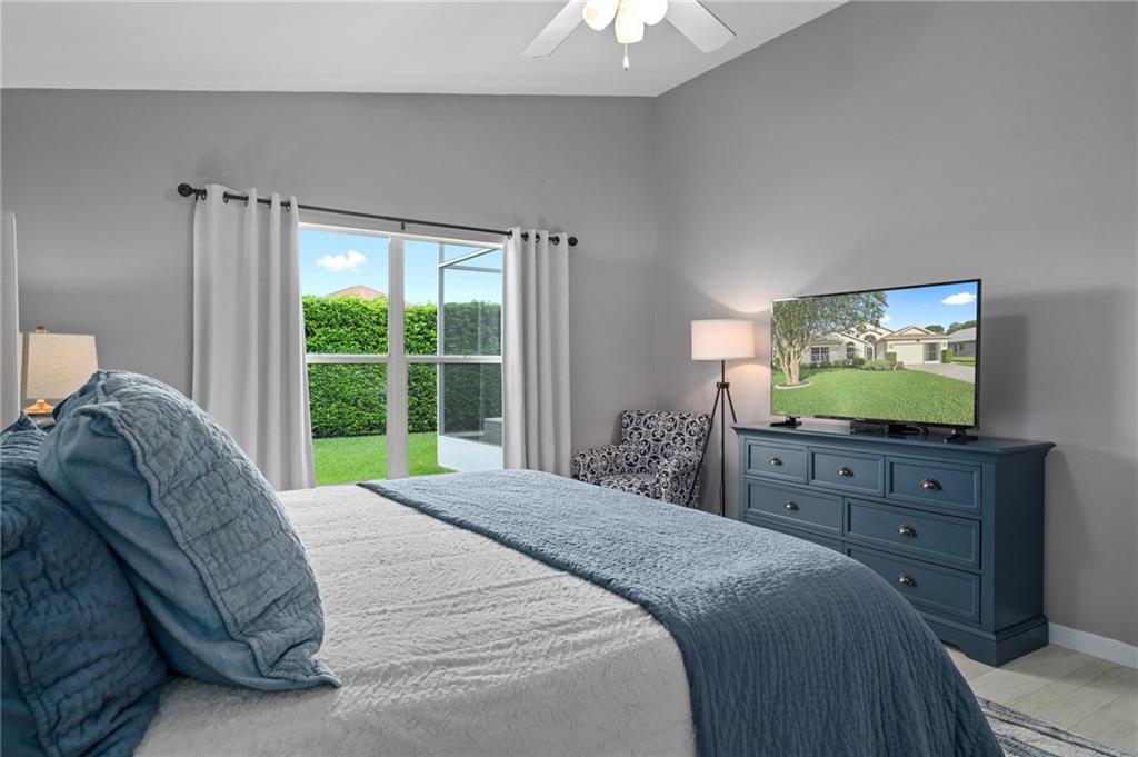REGENCY OAKS UNIT 1 - Residential