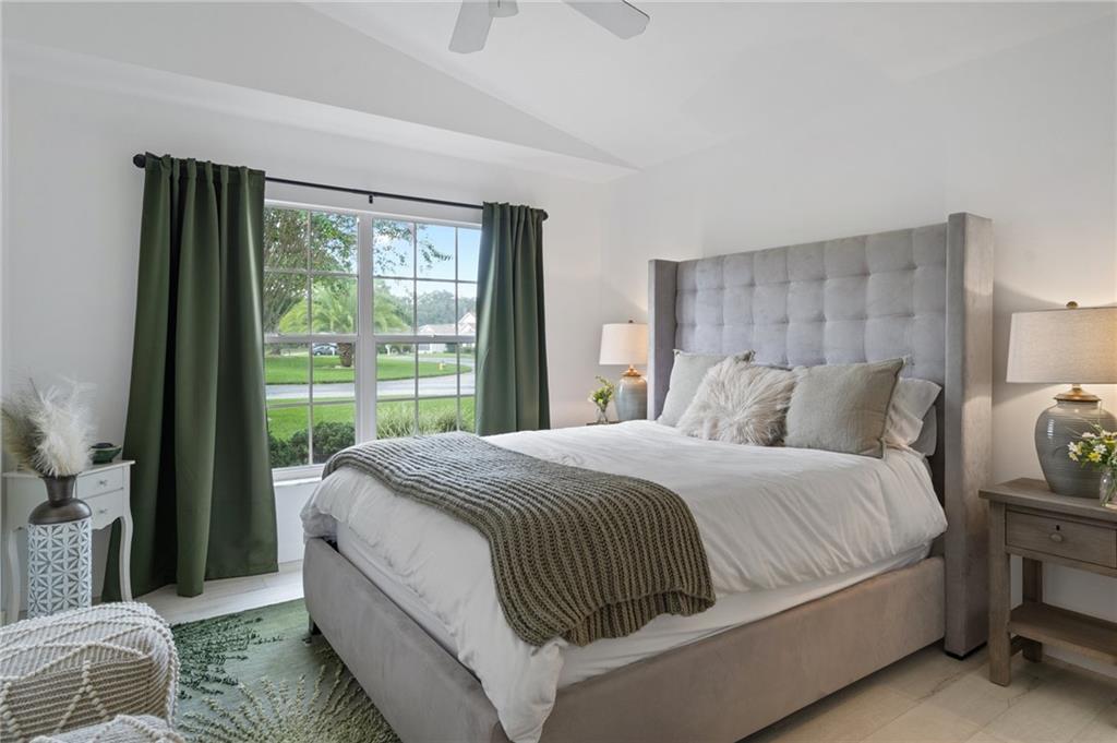 REGENCY OAKS UNIT 1 - Residential