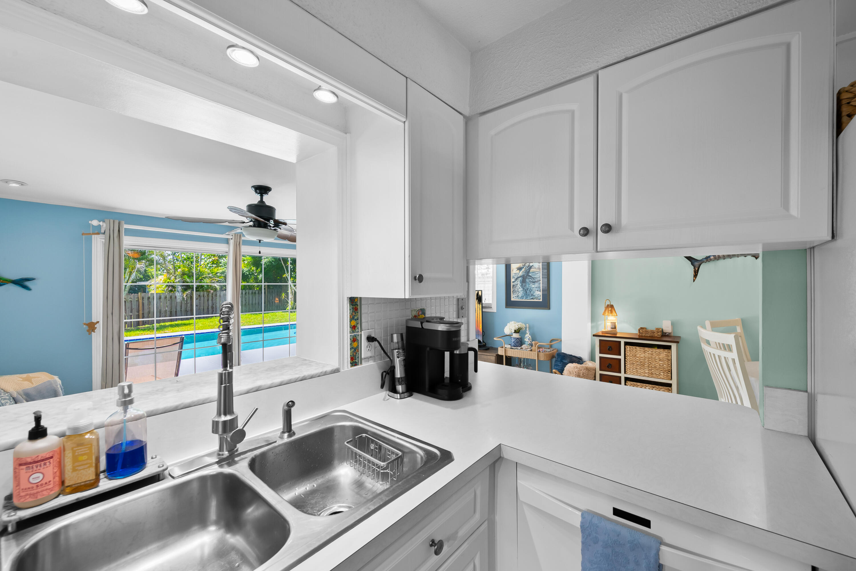 PALM BEACH CABANA COLONY 1 - Residential